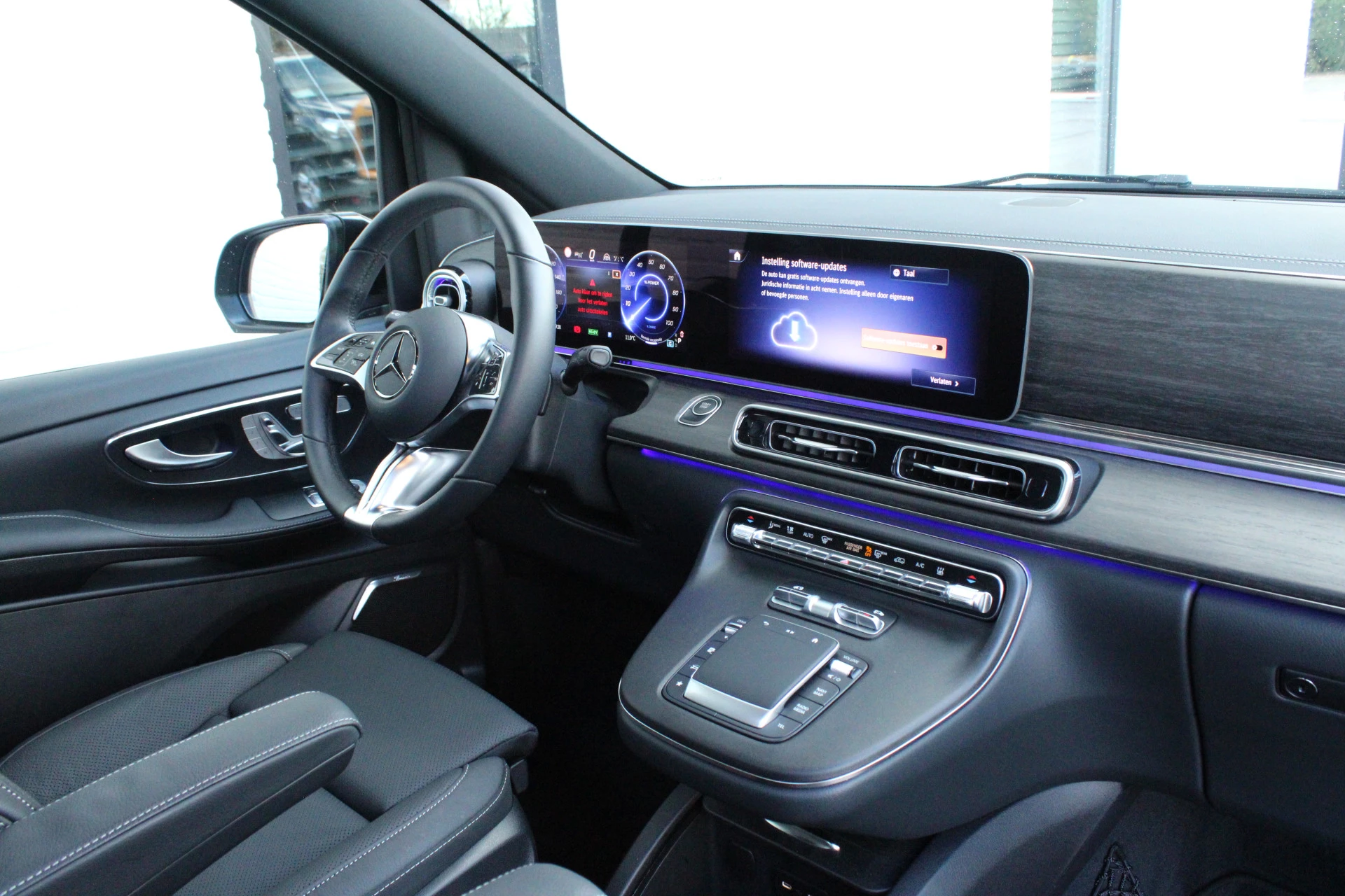 Hoofdafbeelding Mercedes-Benz EQV