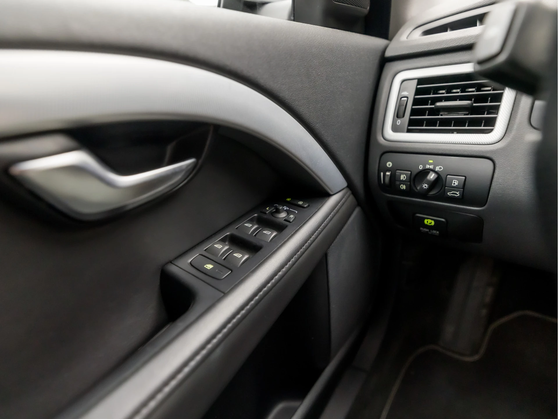 Hoofdafbeelding Volvo V70