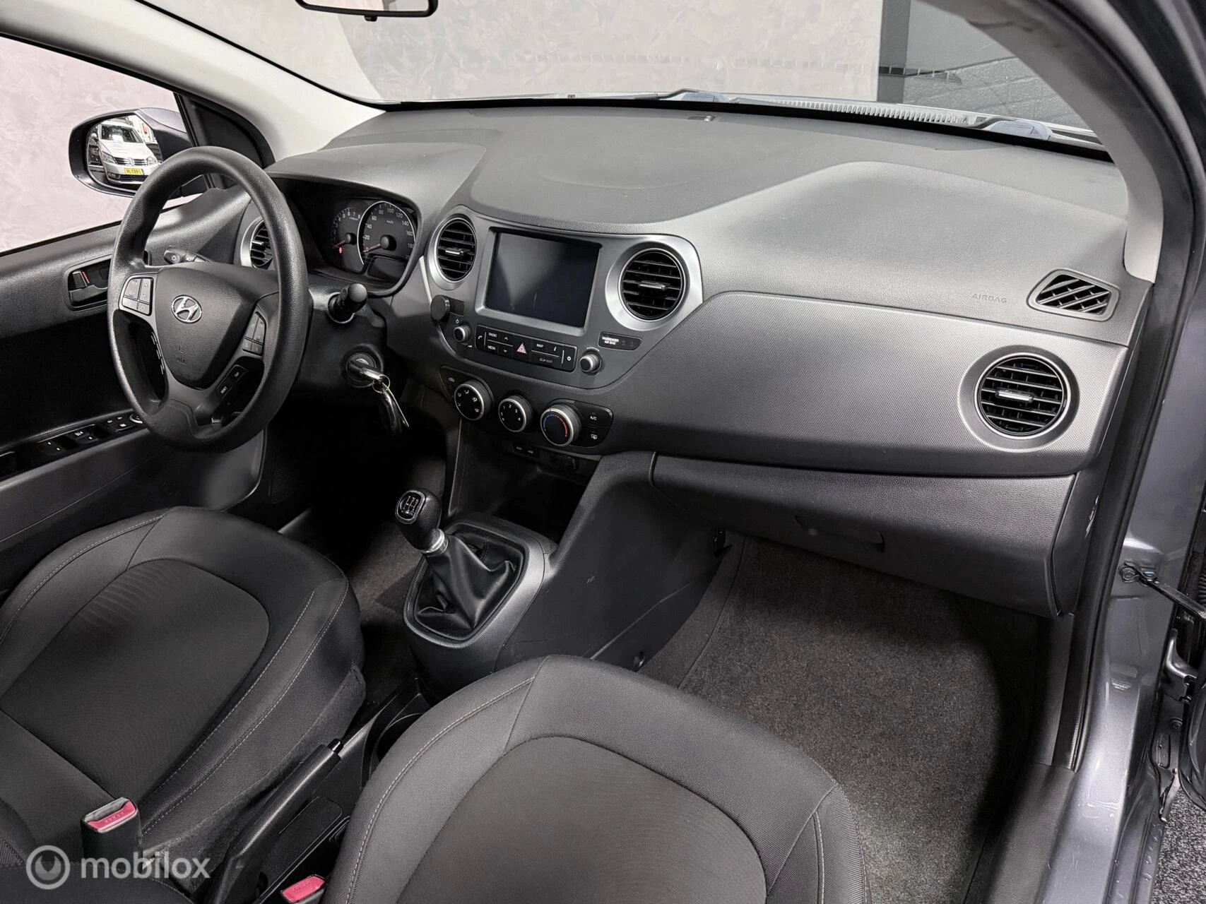 Hoofdafbeelding Hyundai i10