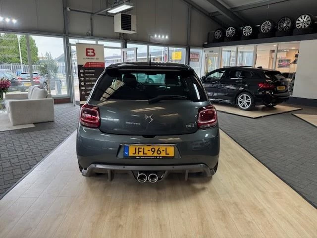 Hoofdafbeelding DS DS 3