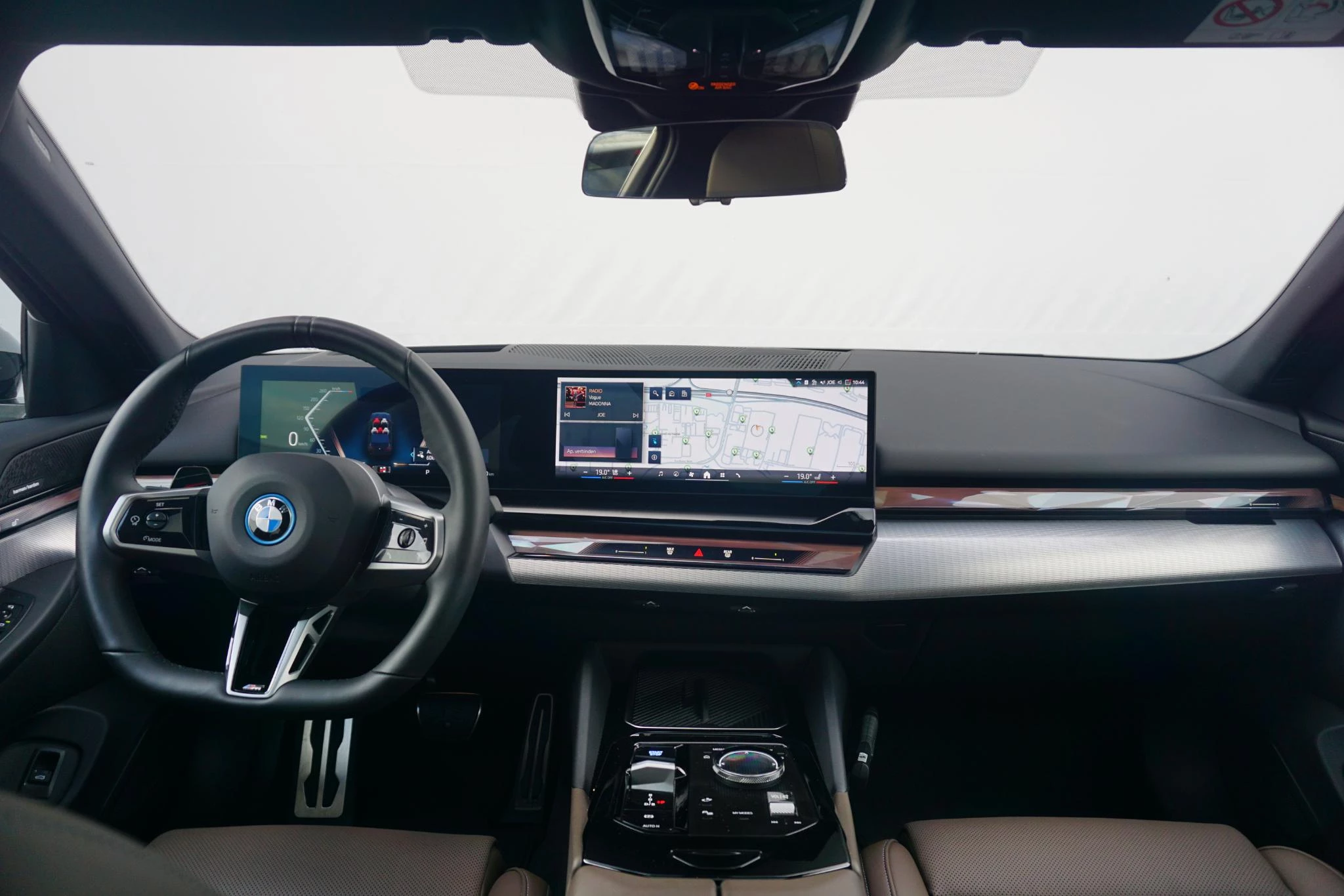 Hoofdafbeelding BMW i5