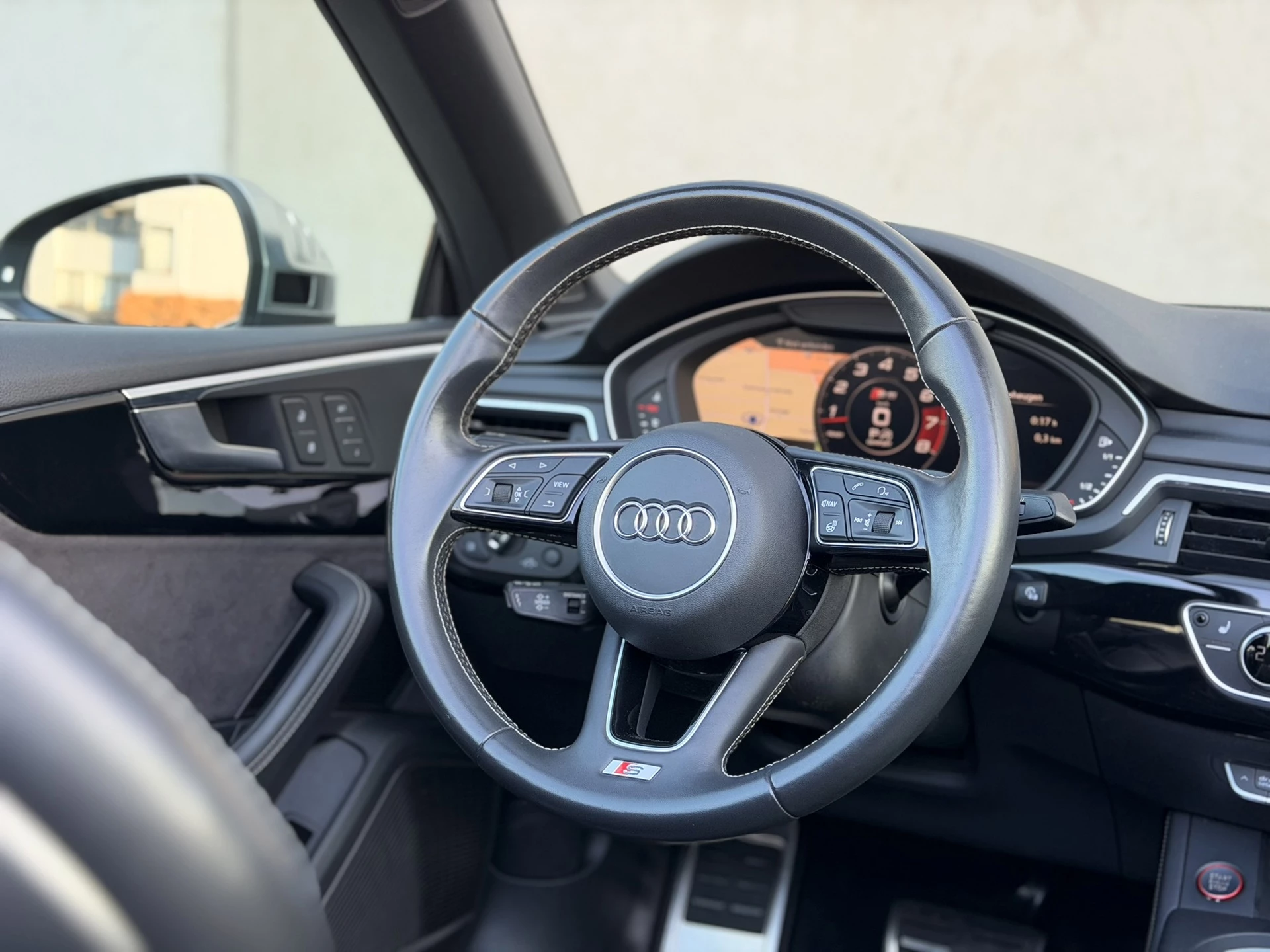 Hoofdafbeelding Audi S5