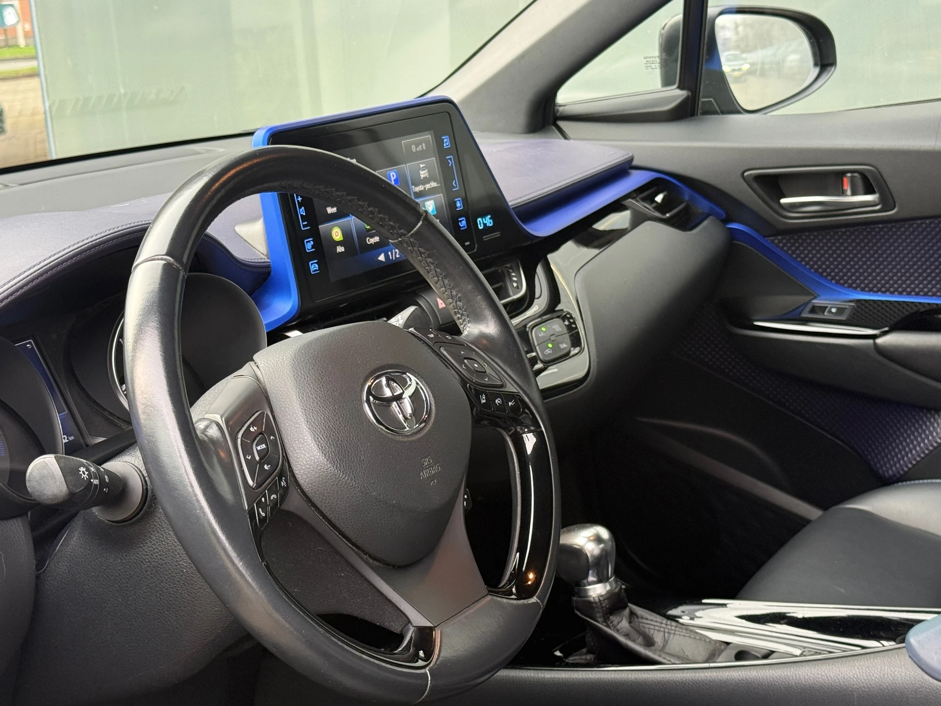 Hoofdafbeelding Toyota C-HR