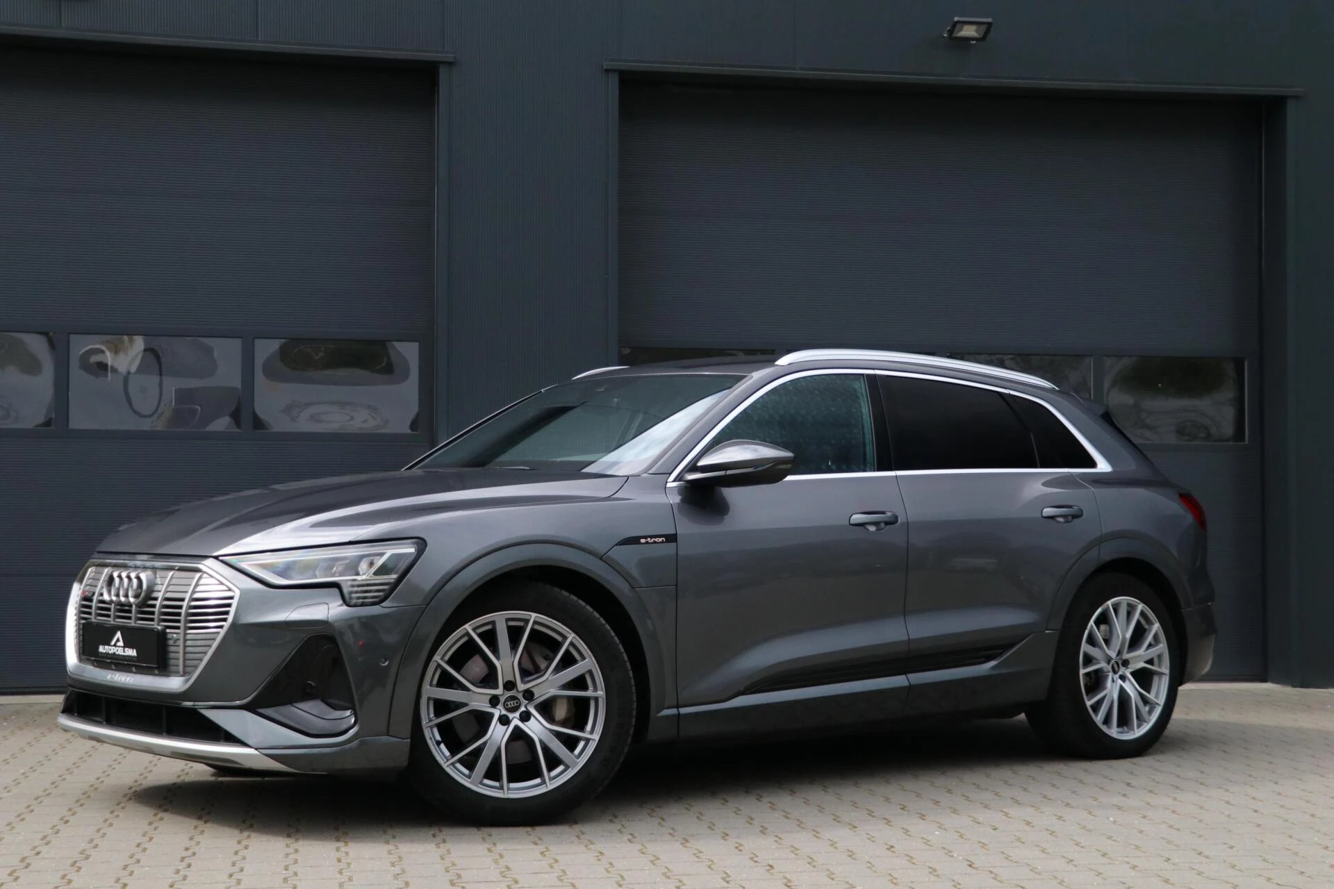 Hoofdafbeelding Audi e-tron
