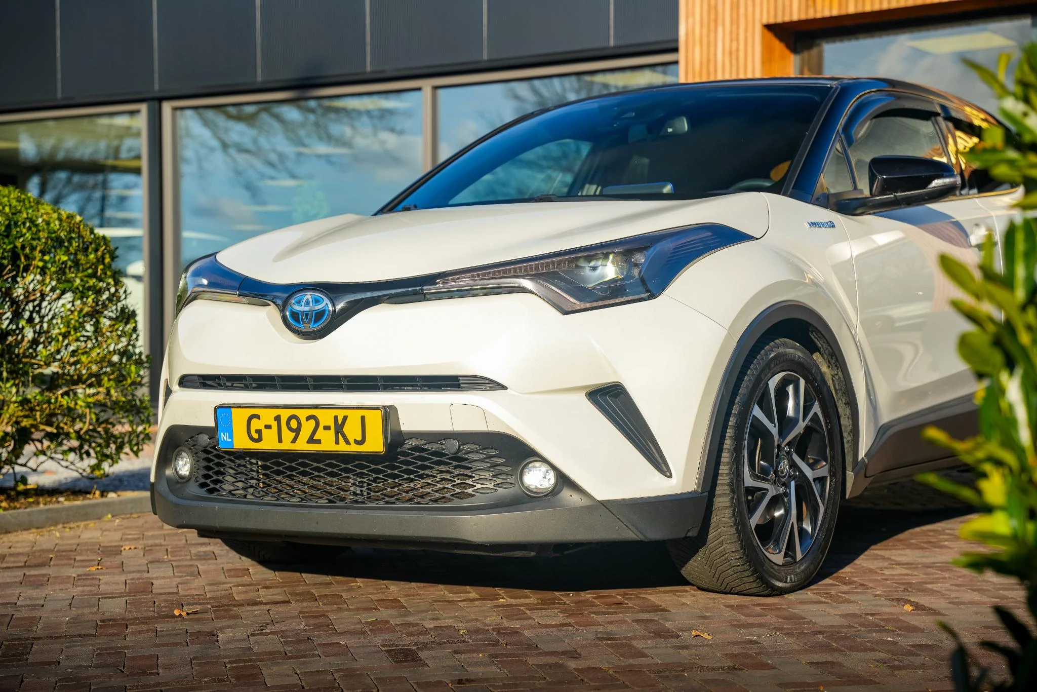 Hoofdafbeelding Toyota C-HR