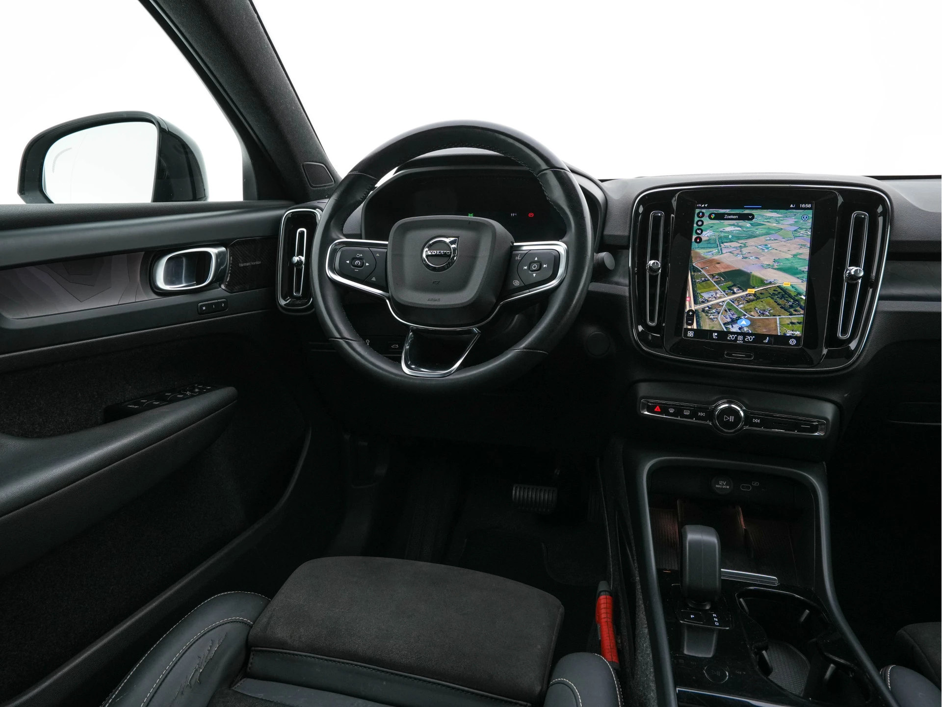 Hoofdafbeelding Volvo C40