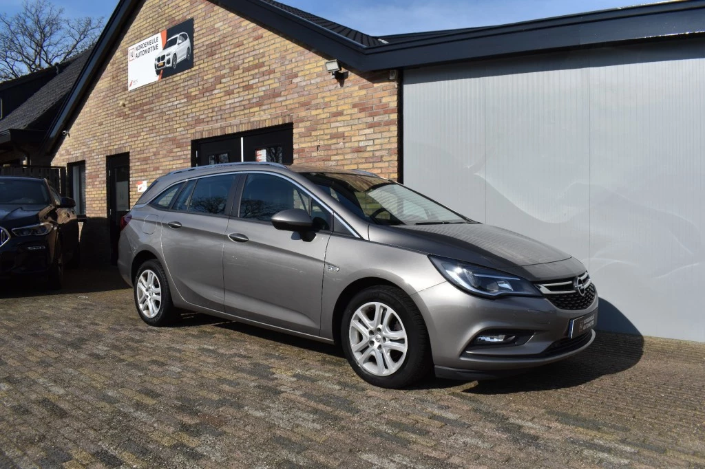 Hoofdafbeelding Opel Astra