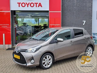 Toyota Yaris 1.5 Hybrid Dynamic LM VELGEN CAMERA MISTLAMPEN