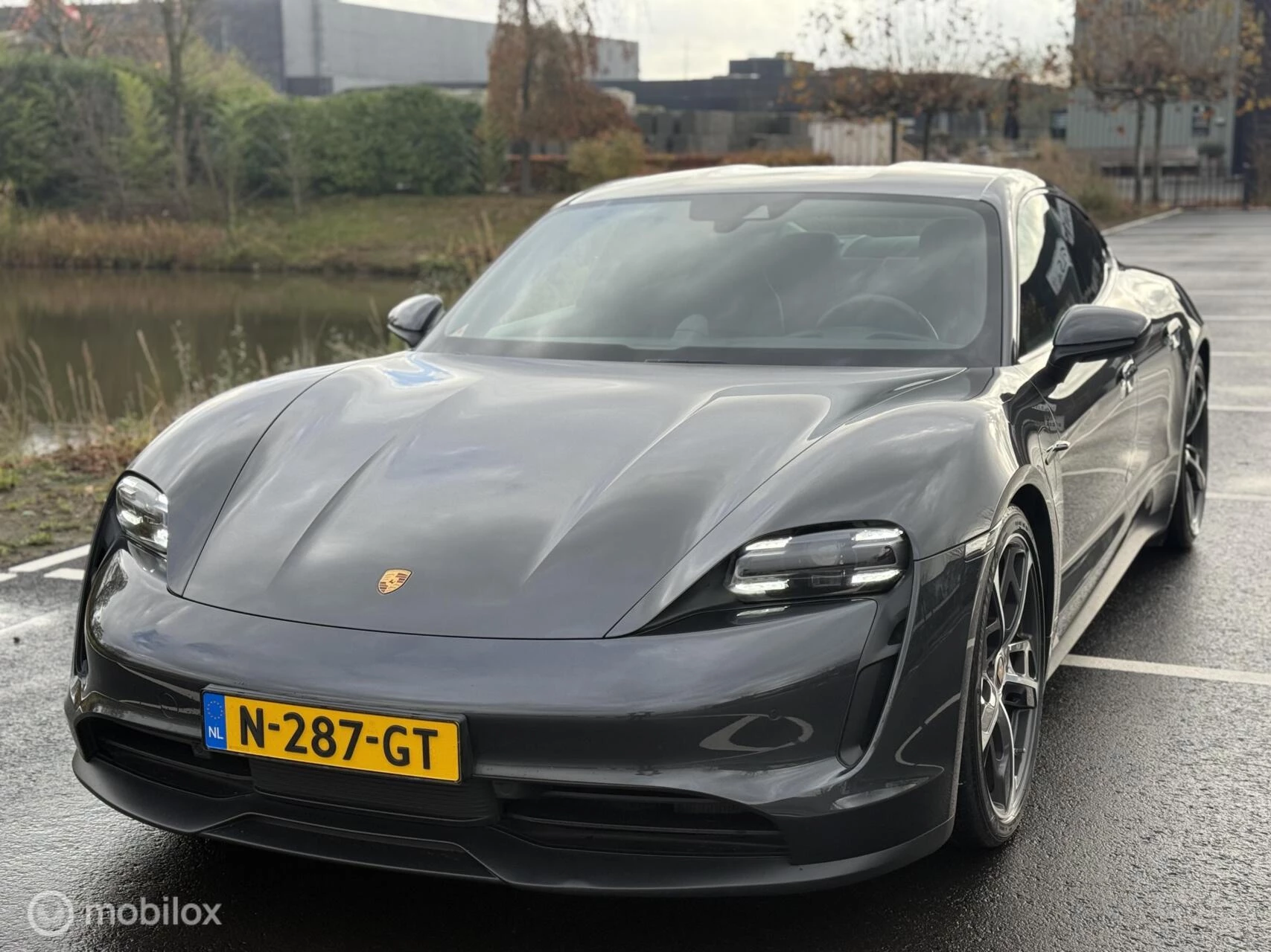 Hoofdafbeelding Porsche Taycan