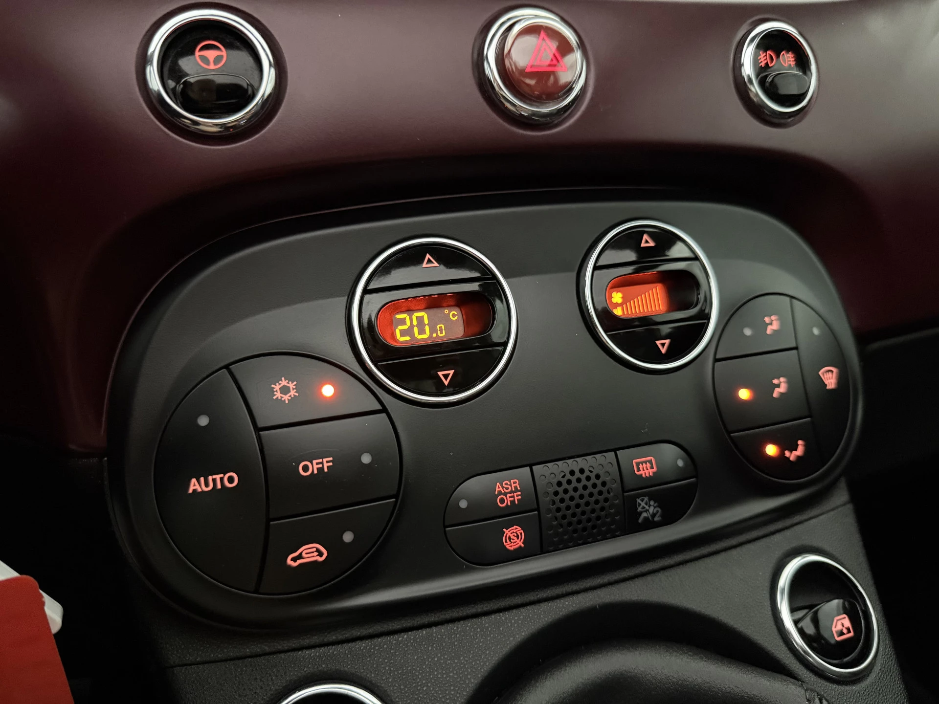 Hoofdafbeelding Fiat 500C