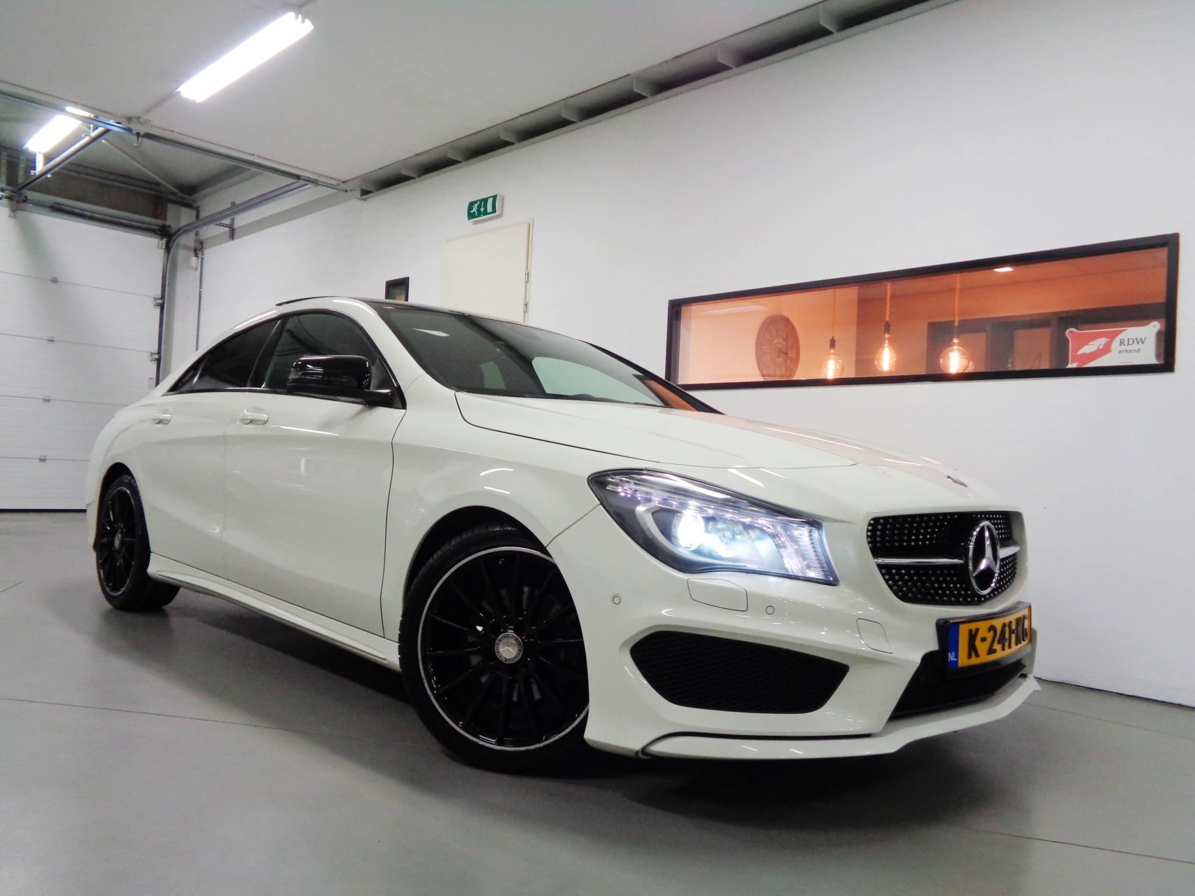 Hoofdafbeelding Mercedes-Benz CLA