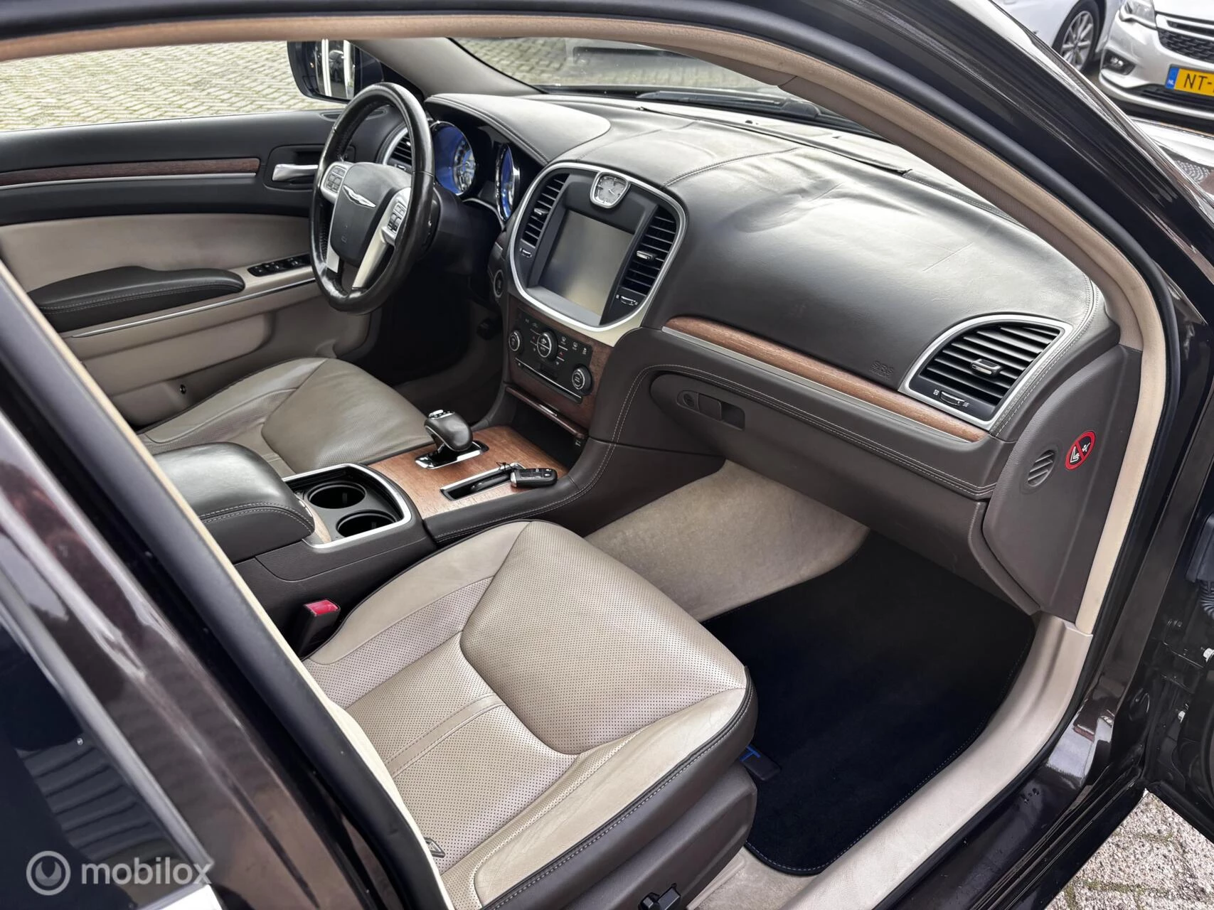 Hoofdafbeelding Chrysler 300C