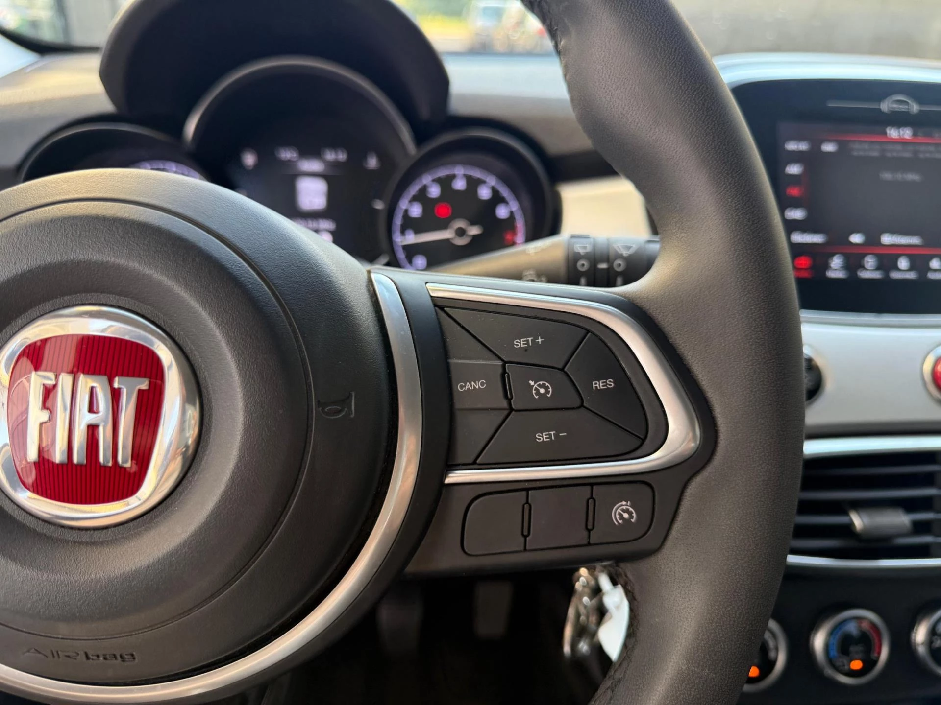 Hoofdafbeelding Fiat 500X
