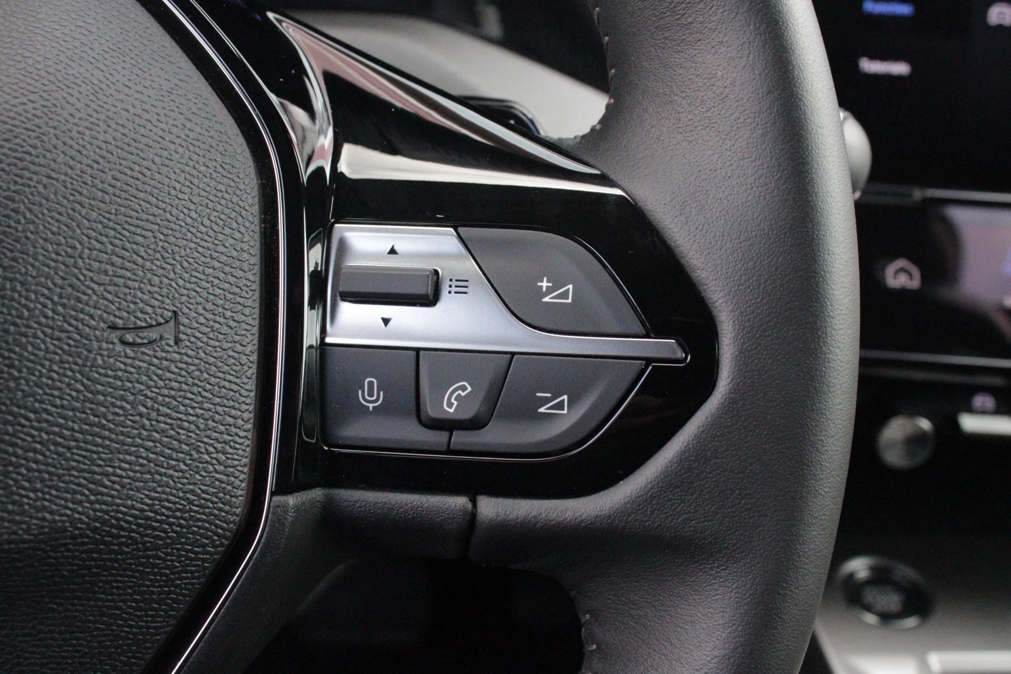 Hoofdafbeelding Peugeot 408