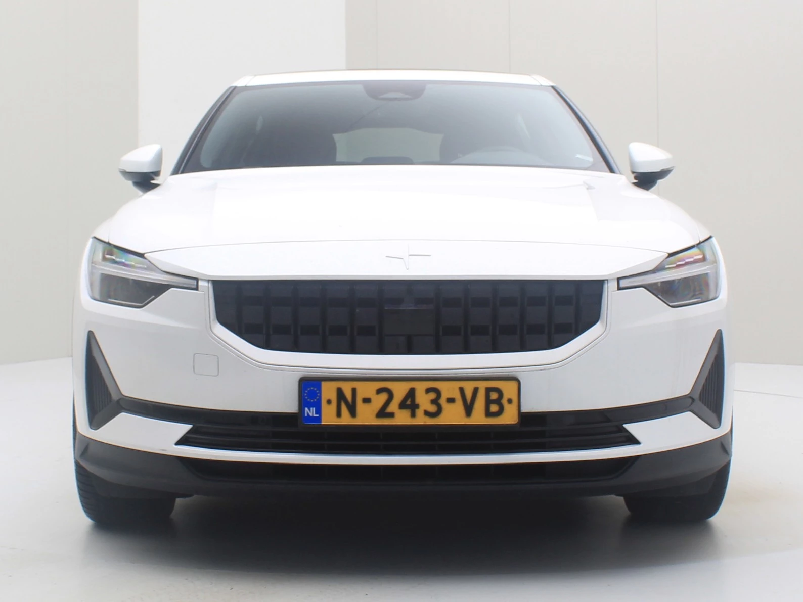Hoofdafbeelding Polestar 2