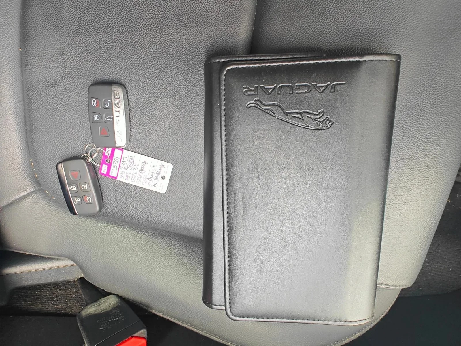 Hoofdafbeelding Jaguar XE