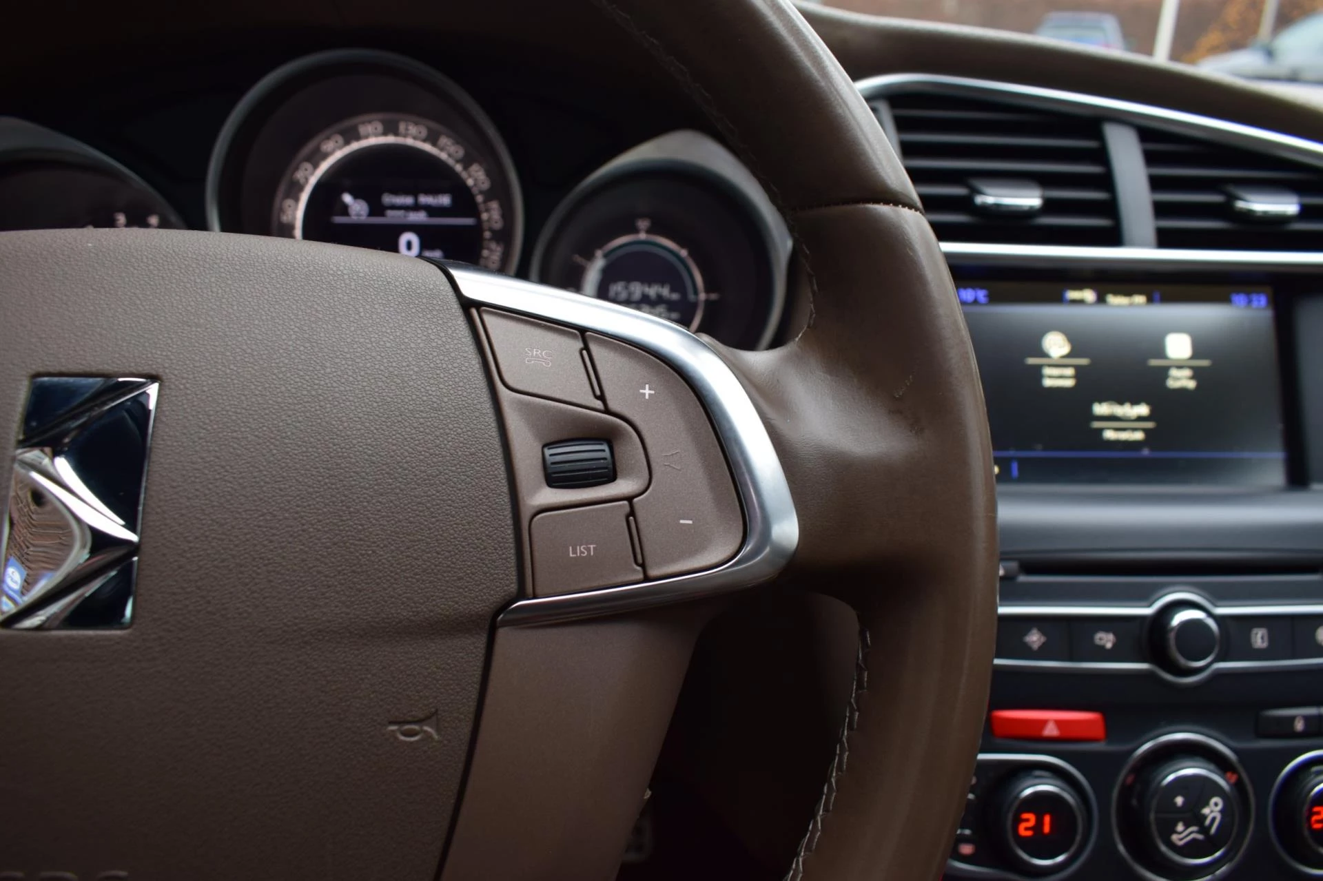 Hoofdafbeelding DS DS 4