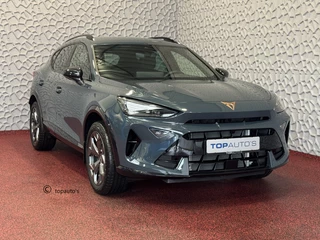 Hoofdafbeelding CUPRA Formentor CUPRA Formentor ✅NW MODEL✅ 1.5 eTSI 150 MHEV CAMERA STOEL/STUUR ELEK.KLEP VERW. LED LEER CARPLAY ZWARTE.HEMEL 08/2024