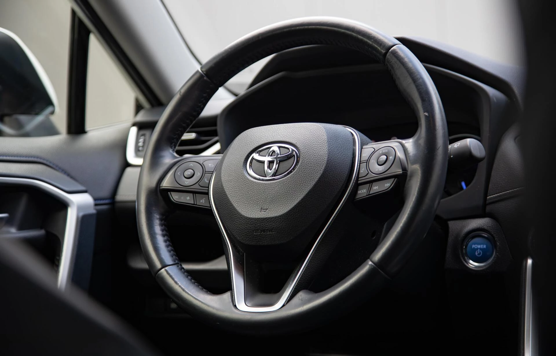 Hoofdafbeelding Toyota RAV4