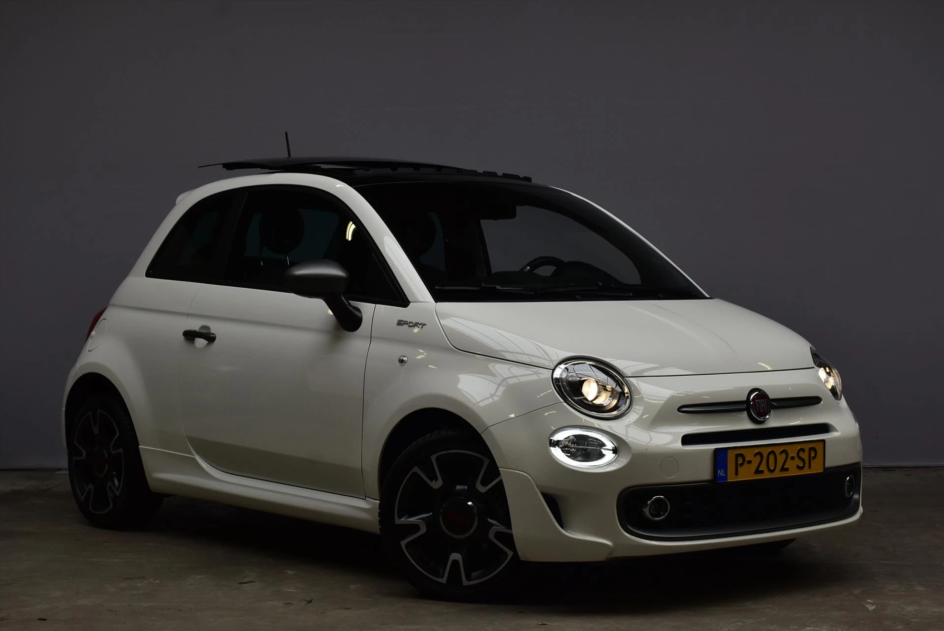 Hoofdafbeelding Fiat 500