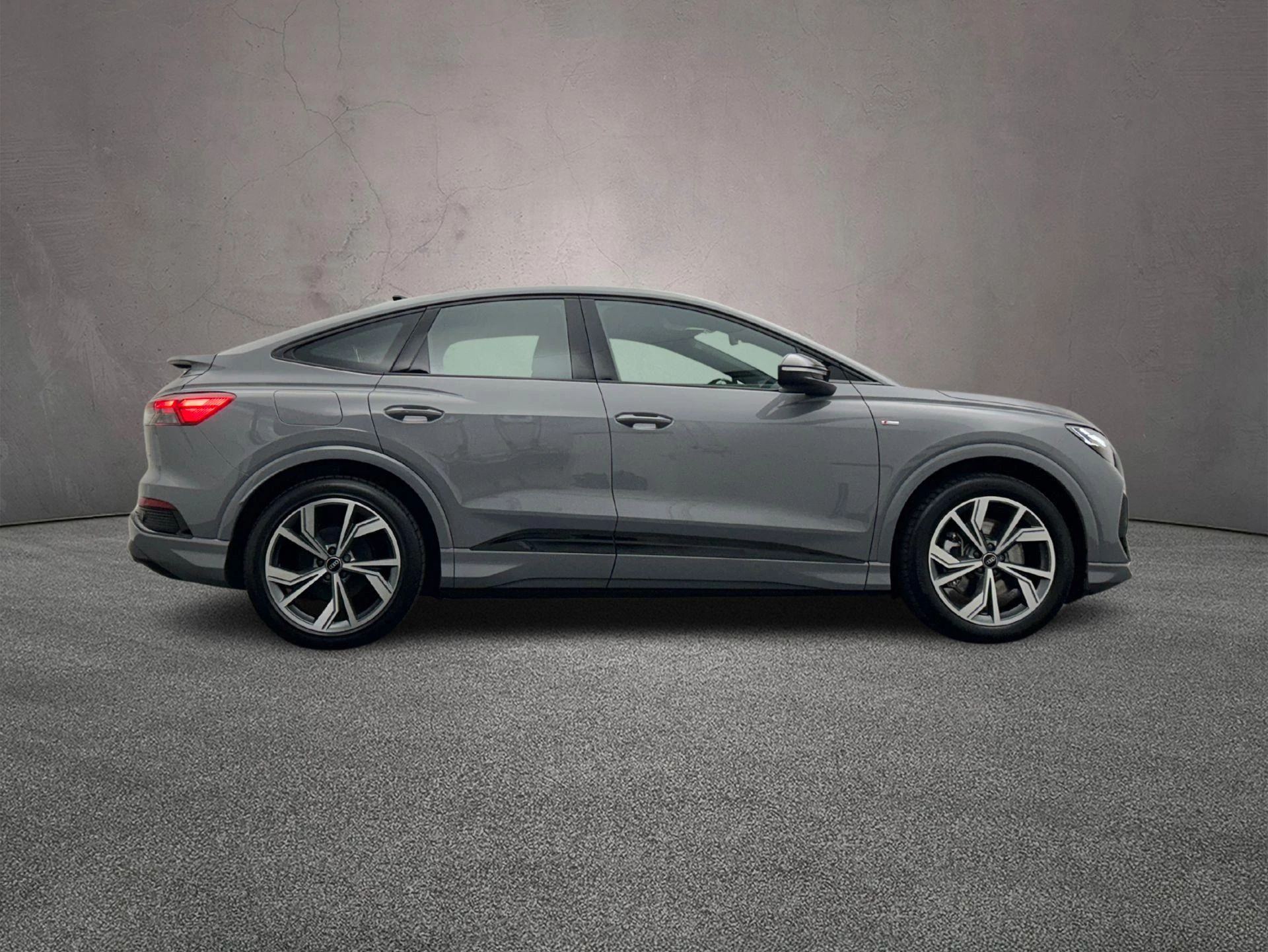 Hoofdafbeelding Audi Q4 Sportback e-tron