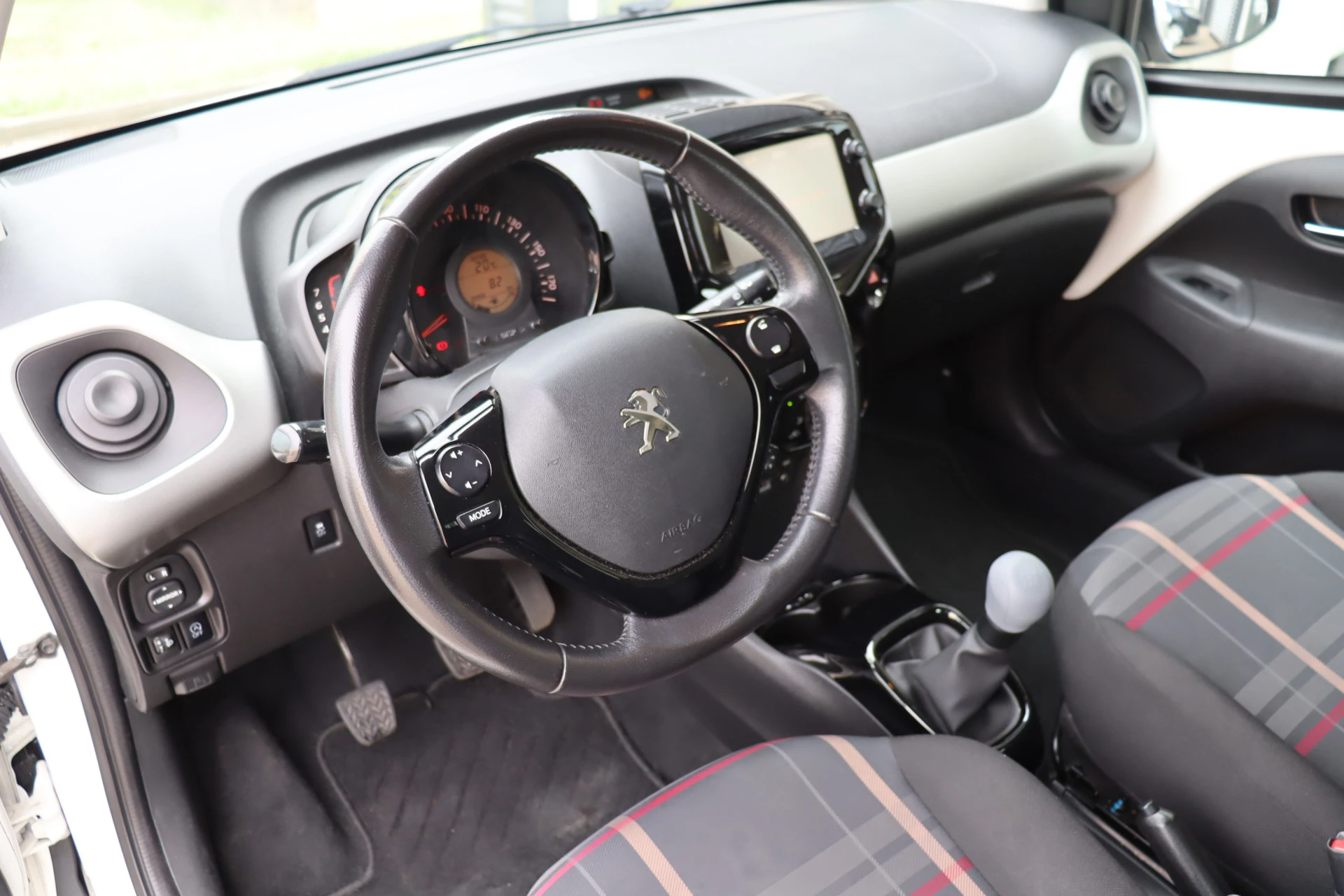 Hoofdafbeelding Peugeot 108