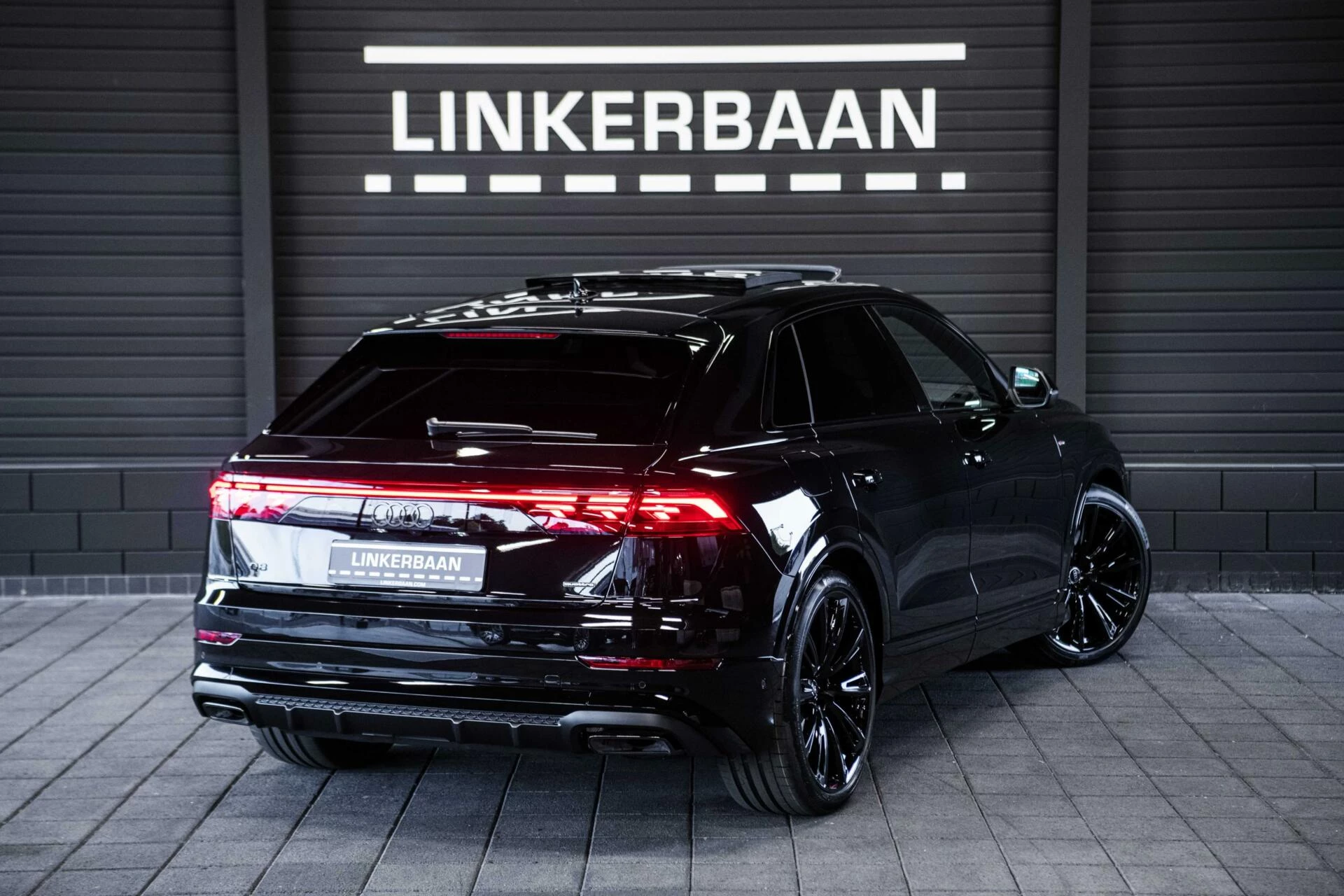Hoofdafbeelding Audi Q8