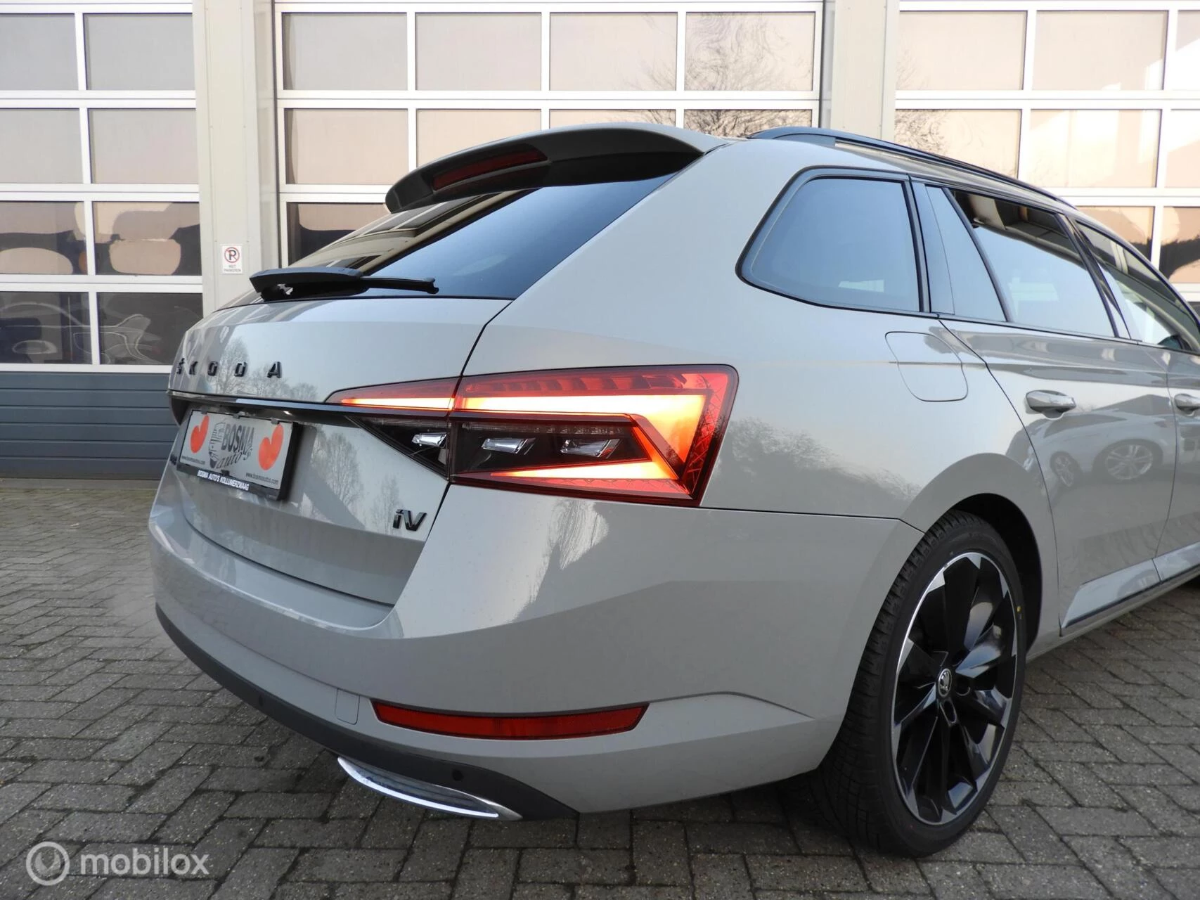 Hoofdafbeelding Škoda Superb