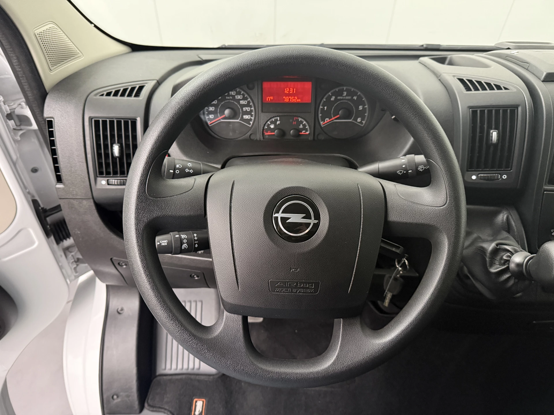 Hoofdafbeelding Opel Movano