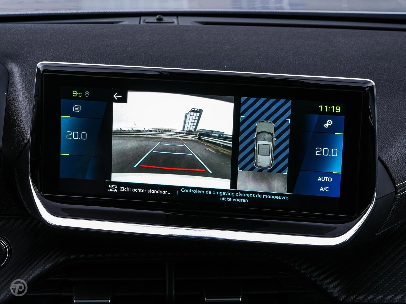 Hoofdafbeelding Peugeot e-2008