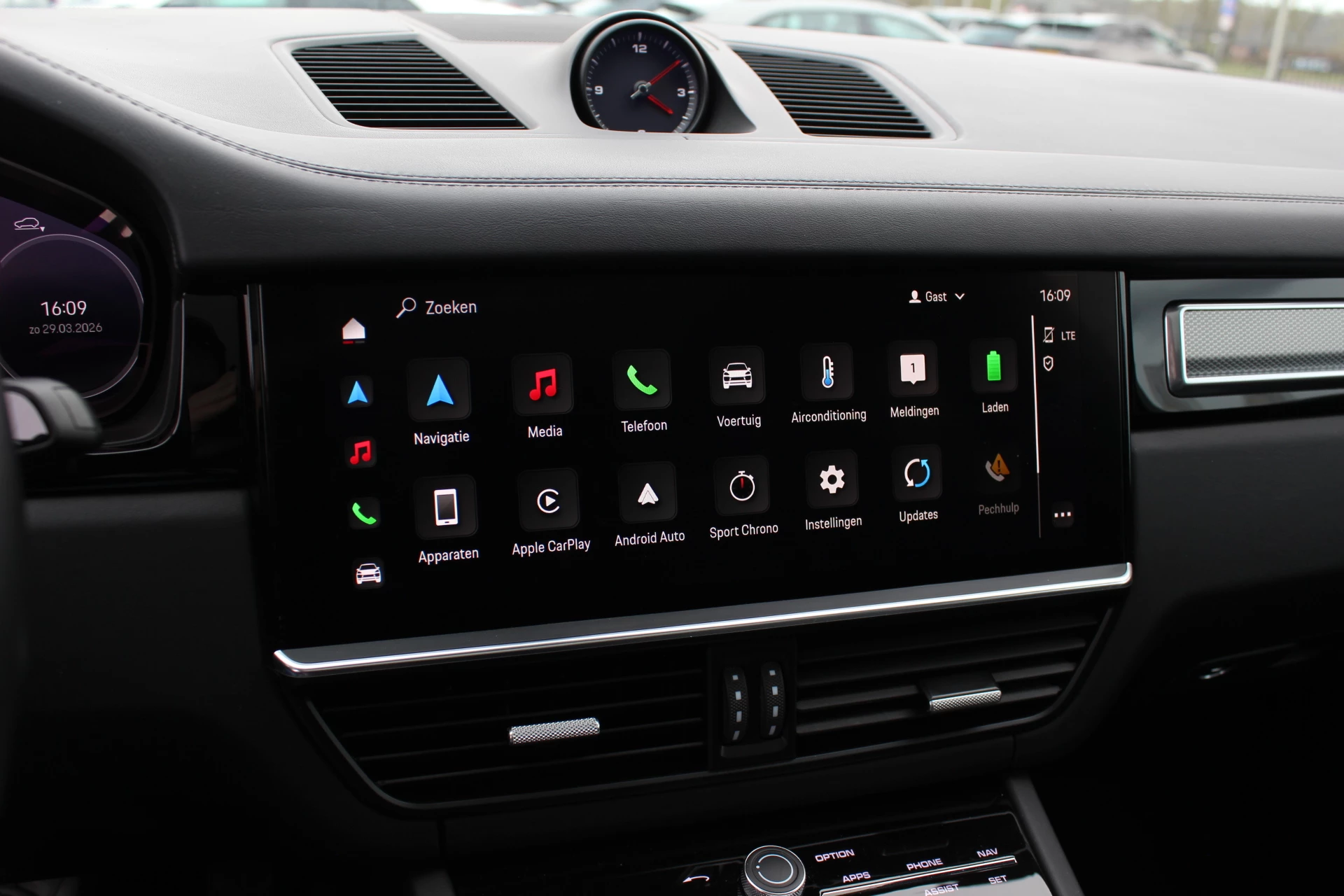 Hoofdafbeelding Porsche Cayenne