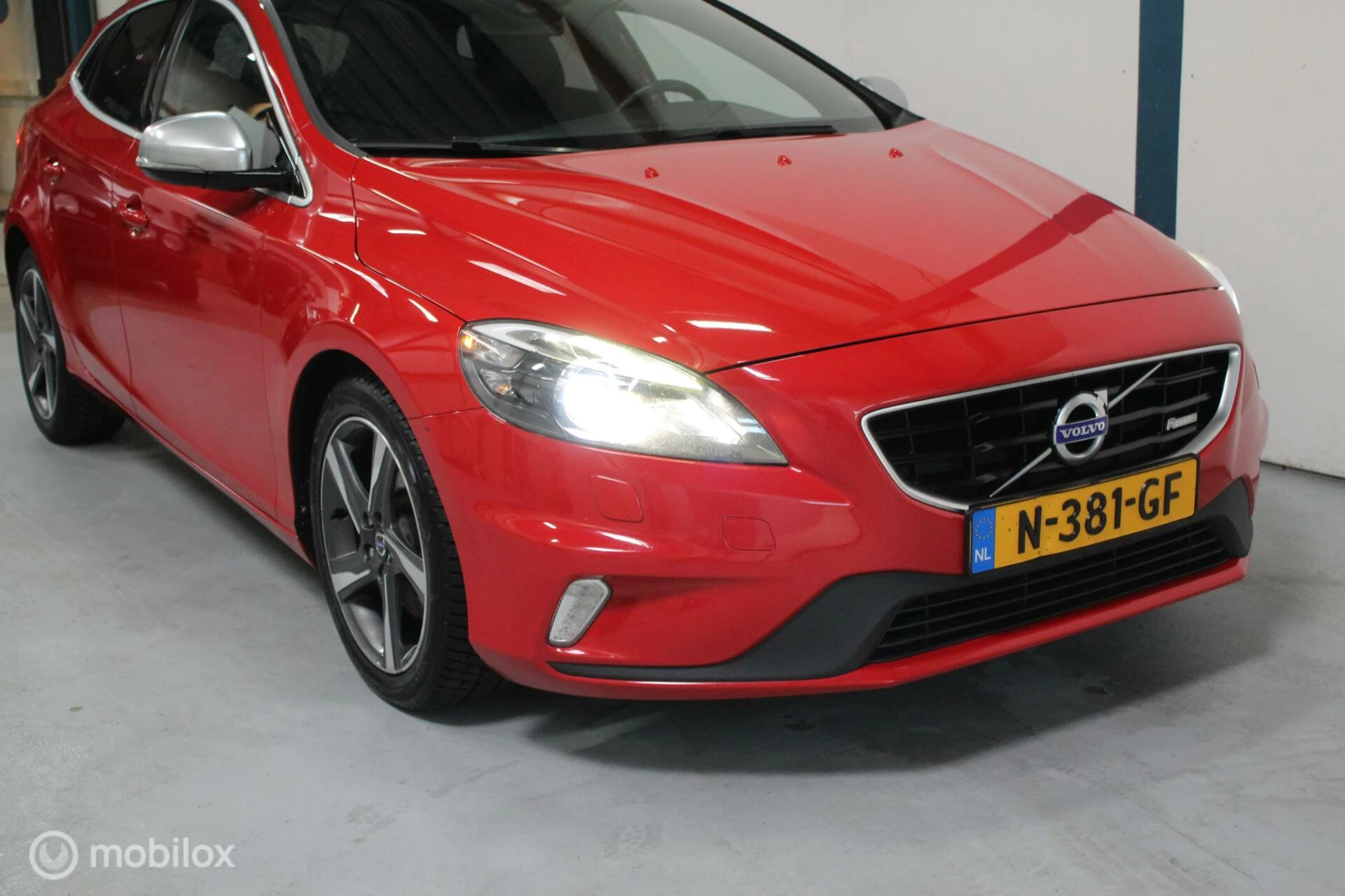 Hoofdafbeelding Volvo V40