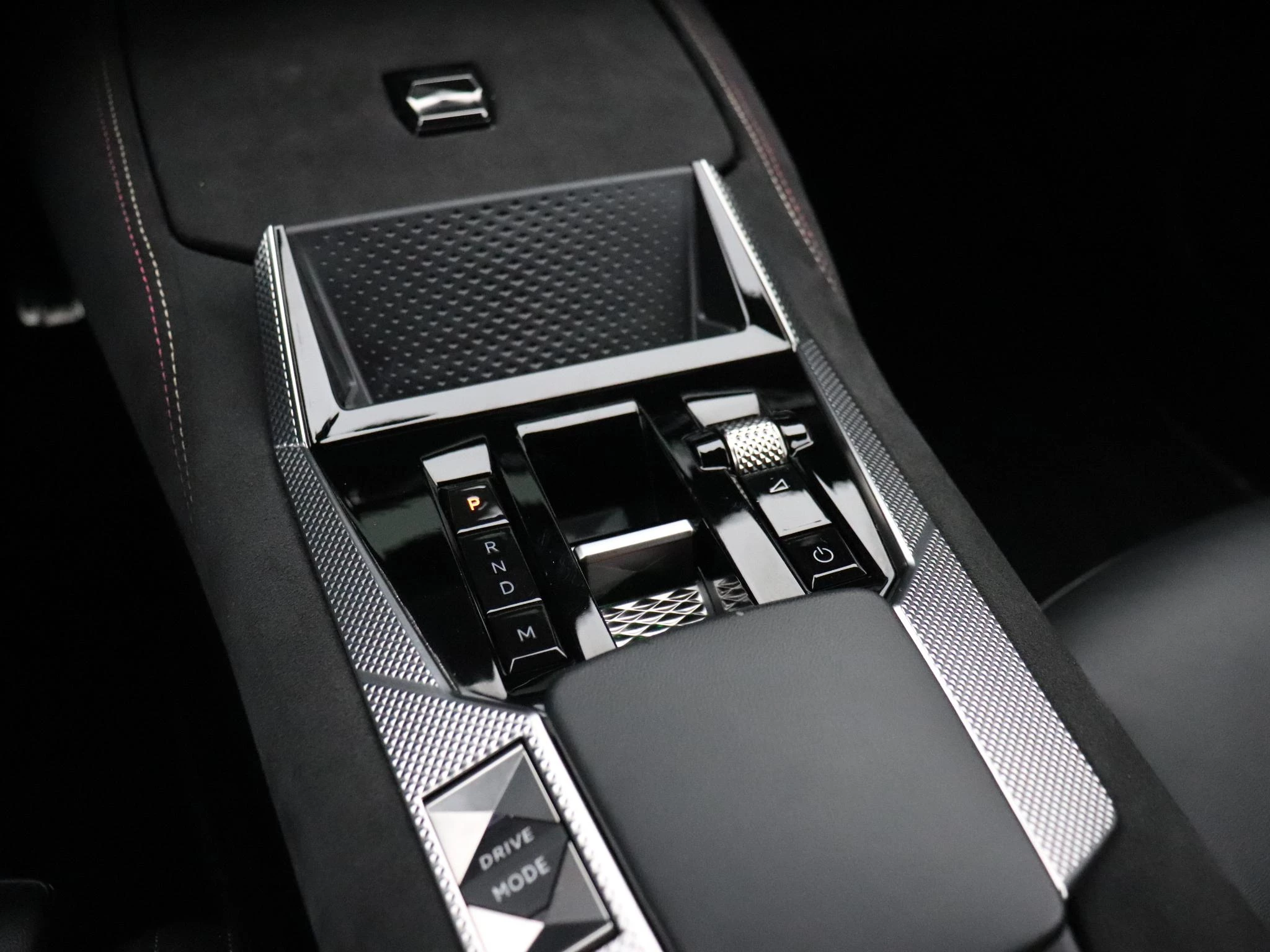 Hoofdafbeelding DS DS 4