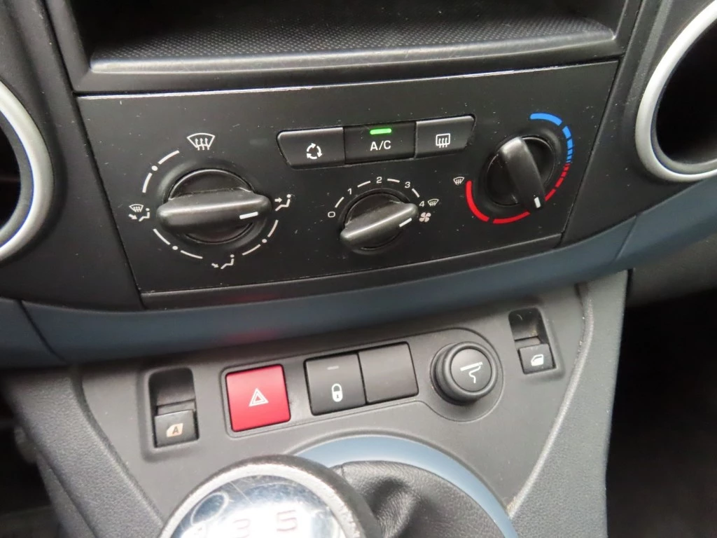 Hoofdafbeelding Peugeot Partner