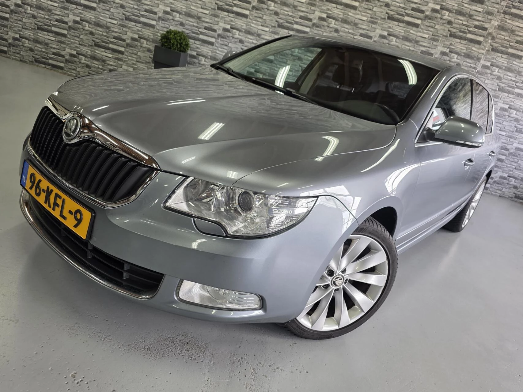Hoofdafbeelding Škoda Superb