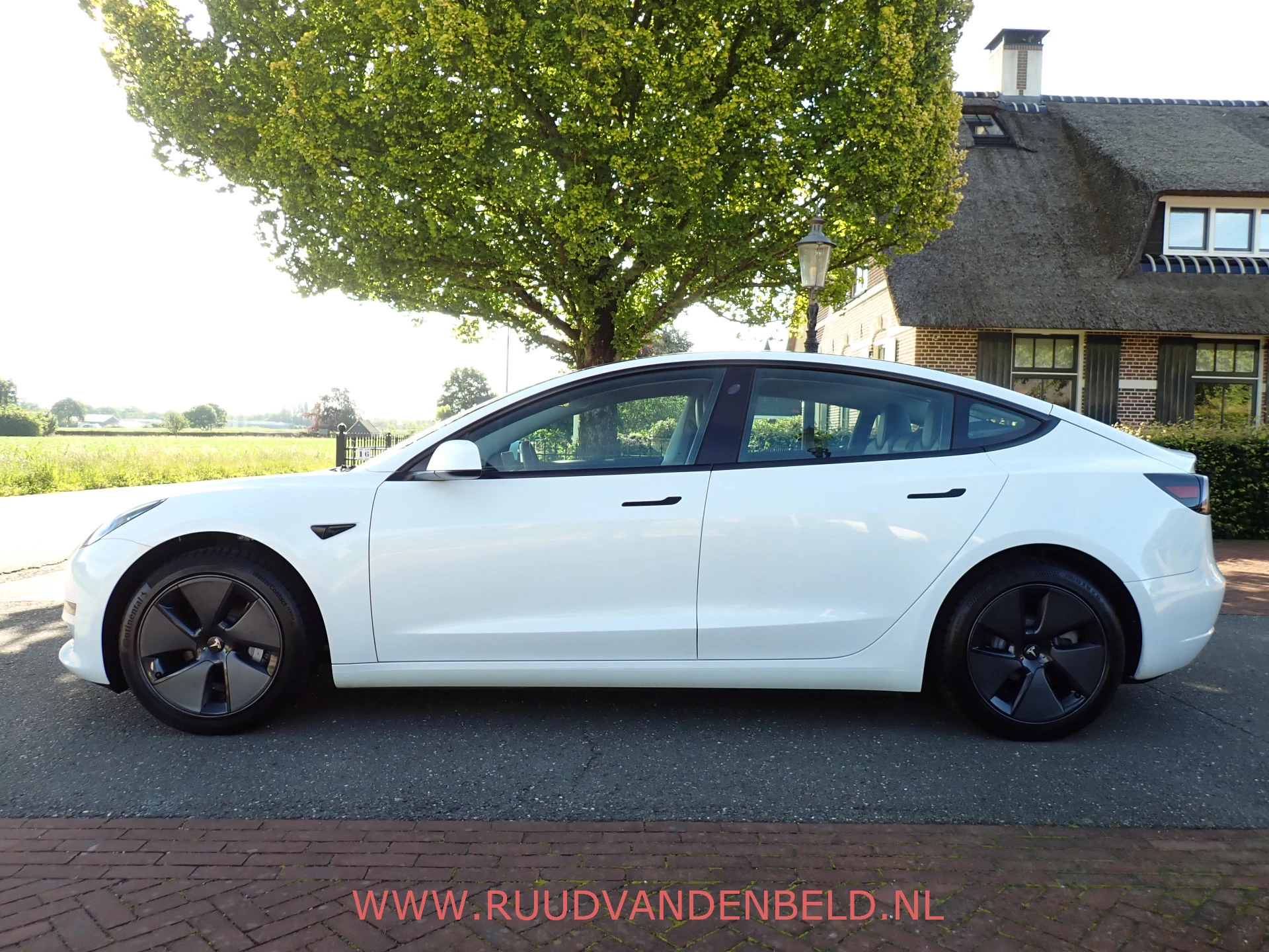 Hoofdafbeelding Tesla Model 3