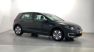 Hoofdafbeelding Volkswagen e-Golf Volkswagen E-Golf Navigatie Parkeersensoren App-Connect