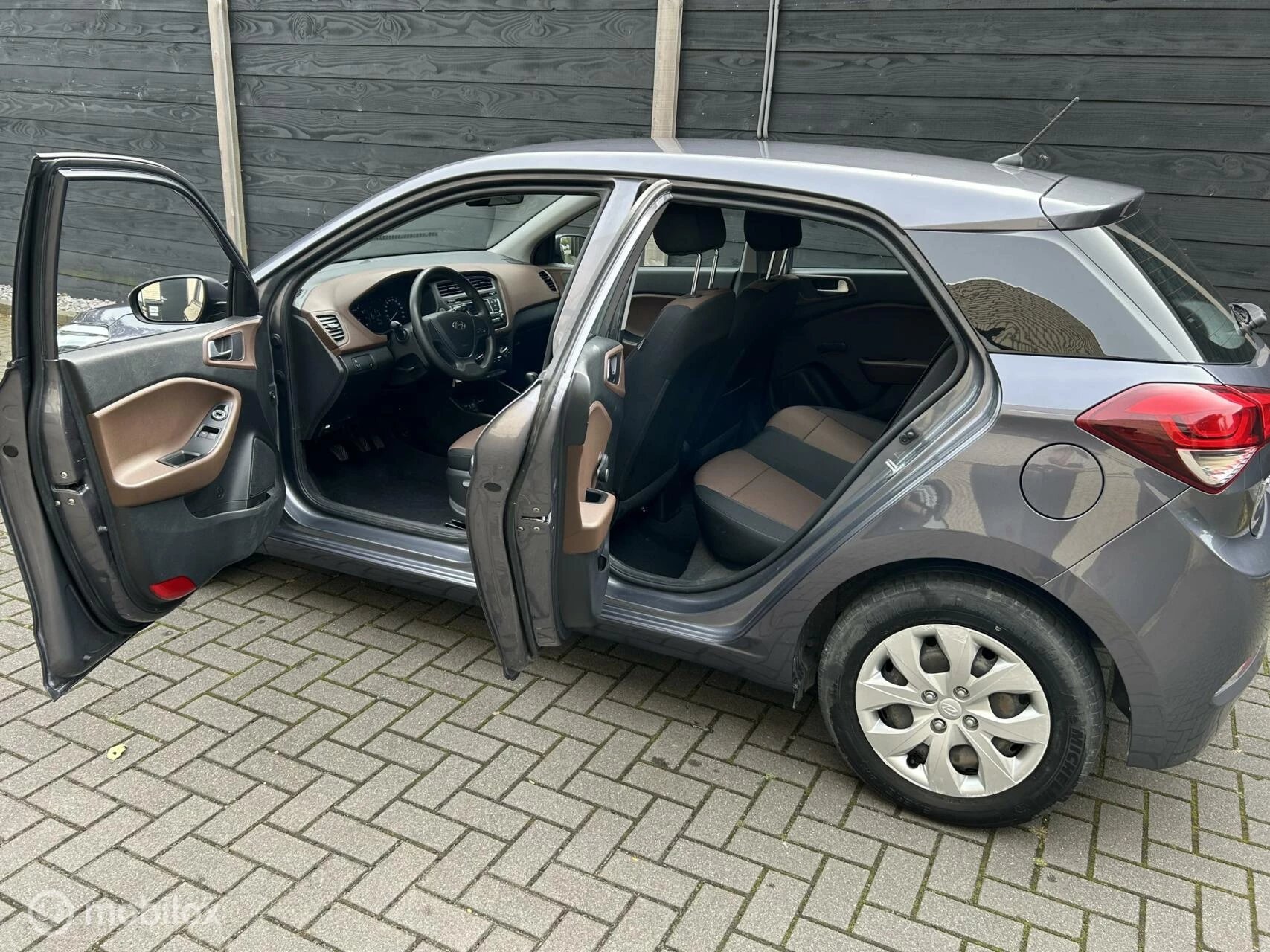 Hoofdafbeelding Hyundai i20