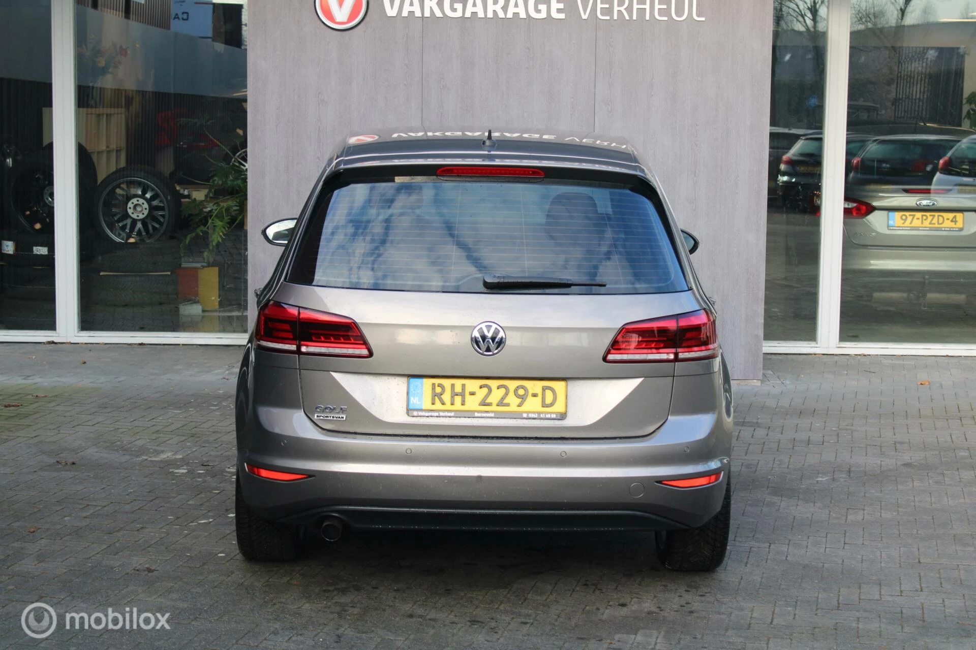 Hoofdafbeelding Volkswagen Golf Sportsvan