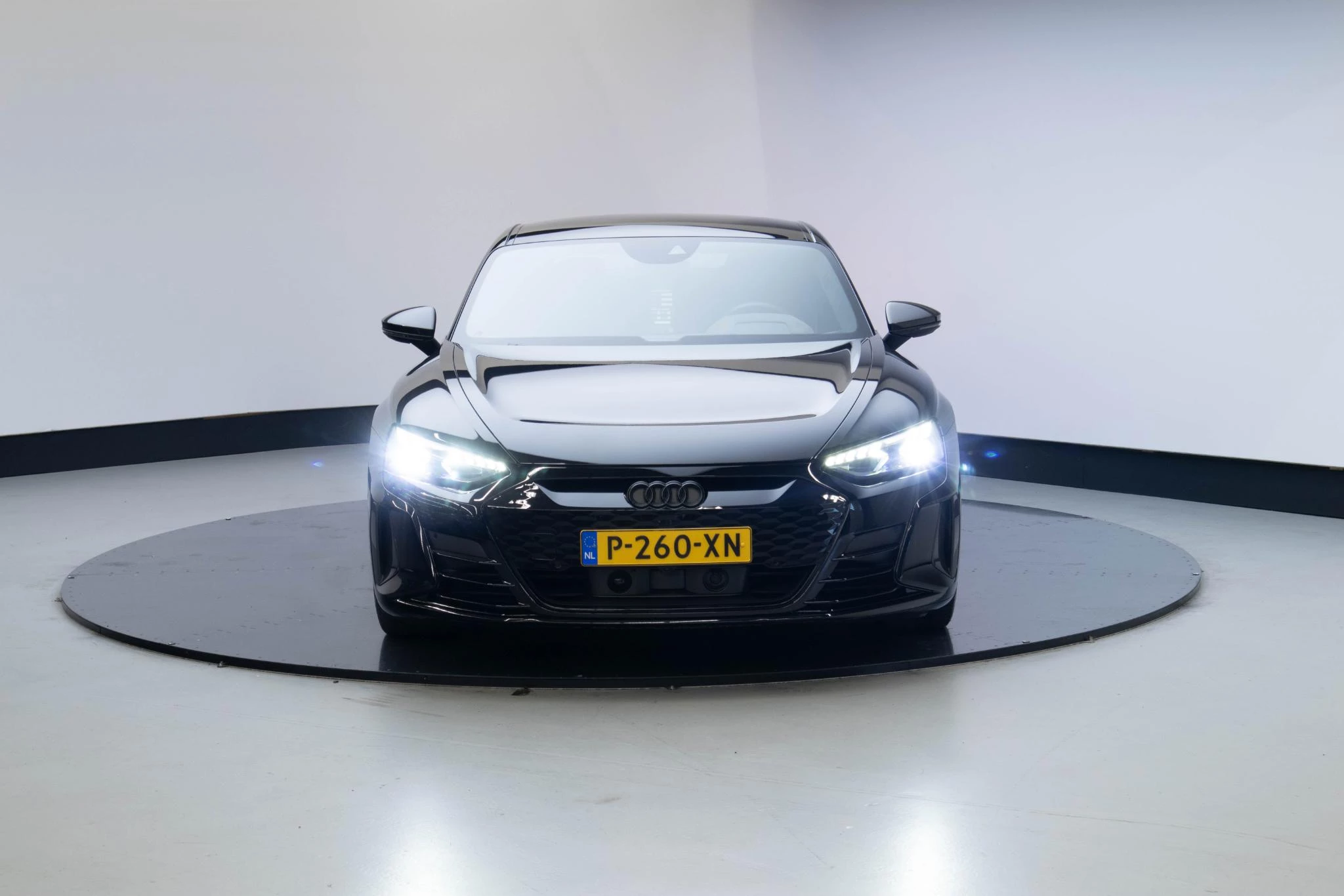 Hoofdafbeelding Audi e-tron GT