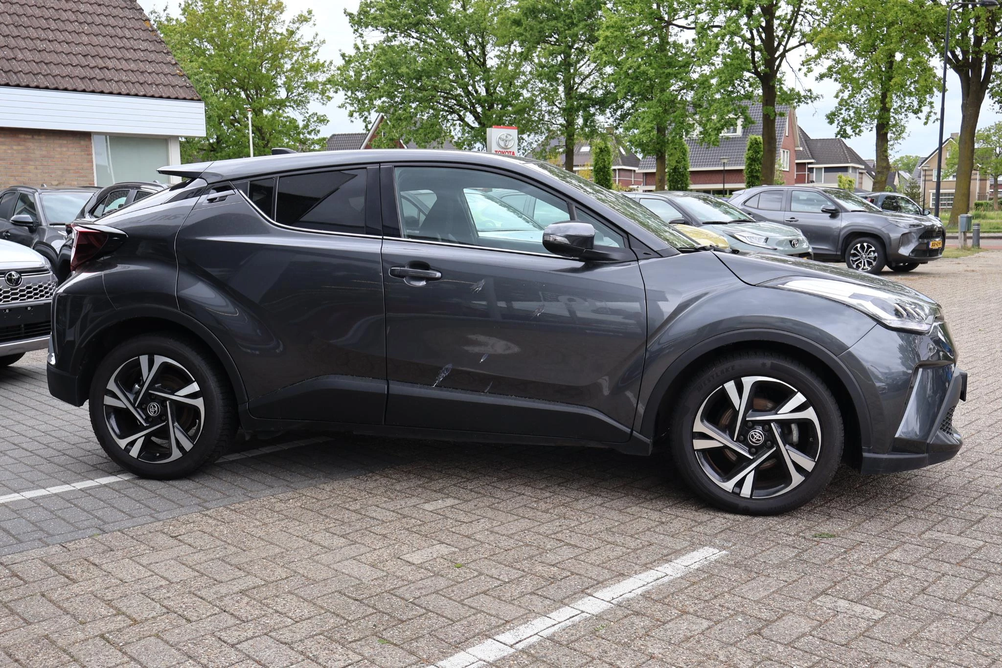 Hoofdafbeelding Toyota C-HR