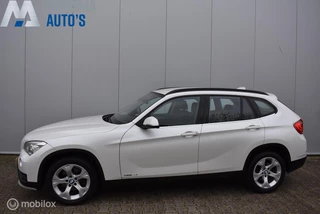 BMW X1 sDrive20i Mineralweiß 1e Eigenaar! Xenon Trekhaak Clima Cruise Navi 17" LMV APK 03-2027