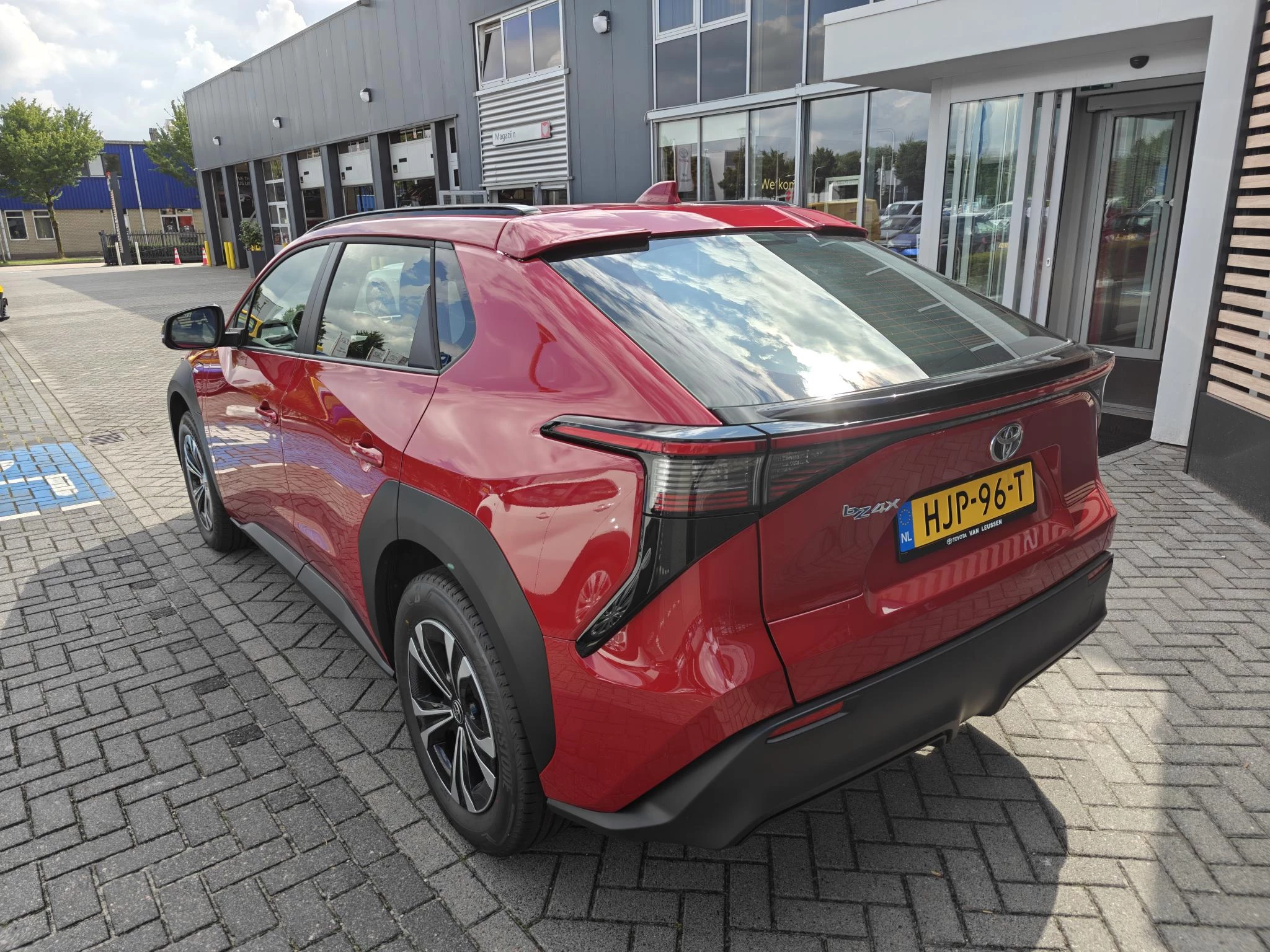 Hoofdafbeelding Toyota bZ4X