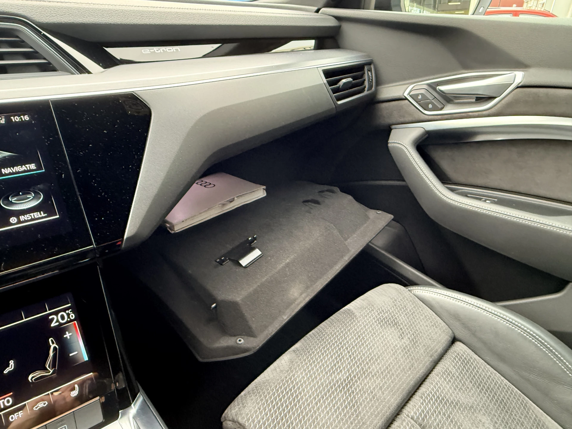 Hoofdafbeelding Audi e-tron