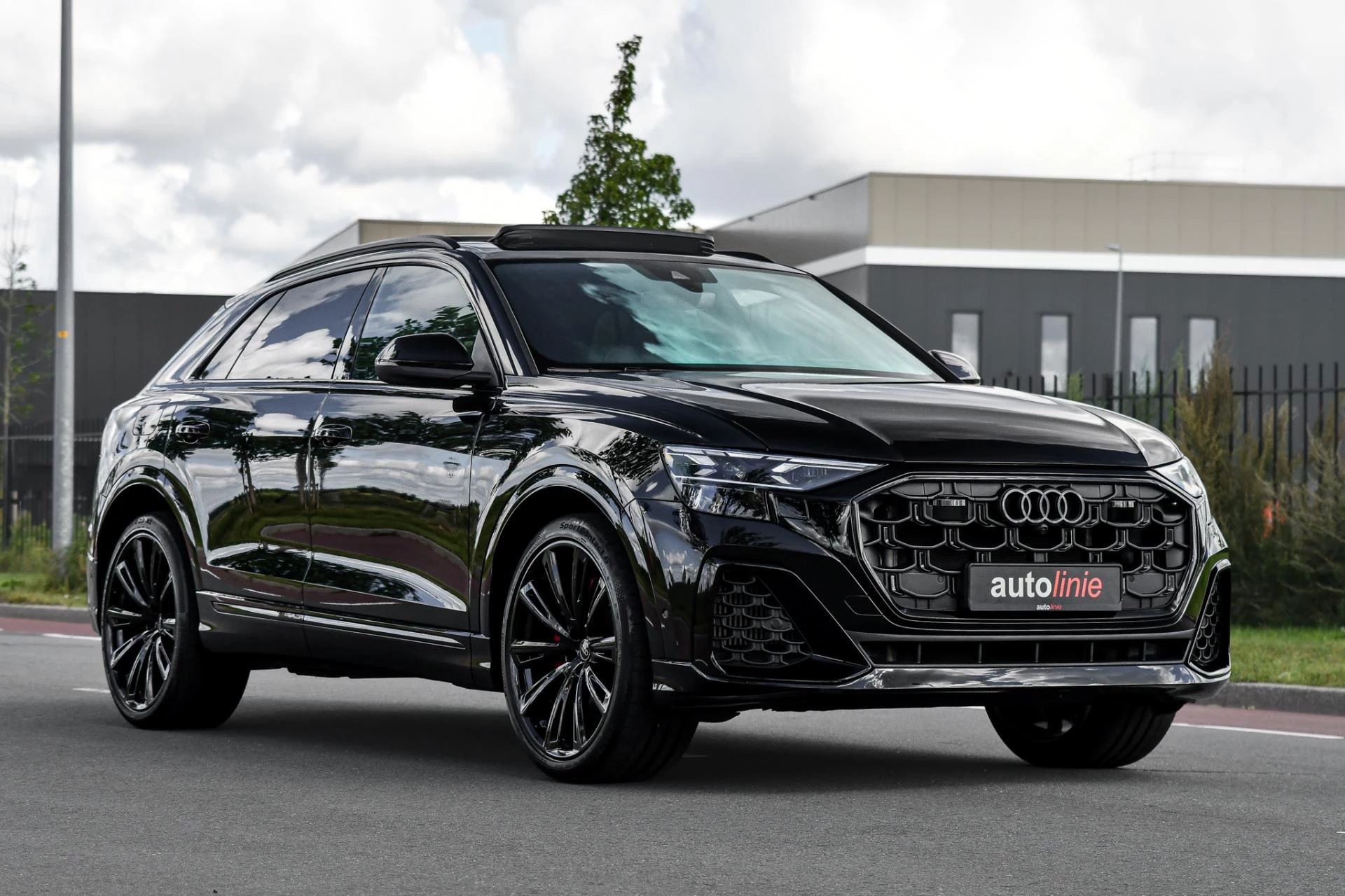 Hoofdafbeelding Audi Q8