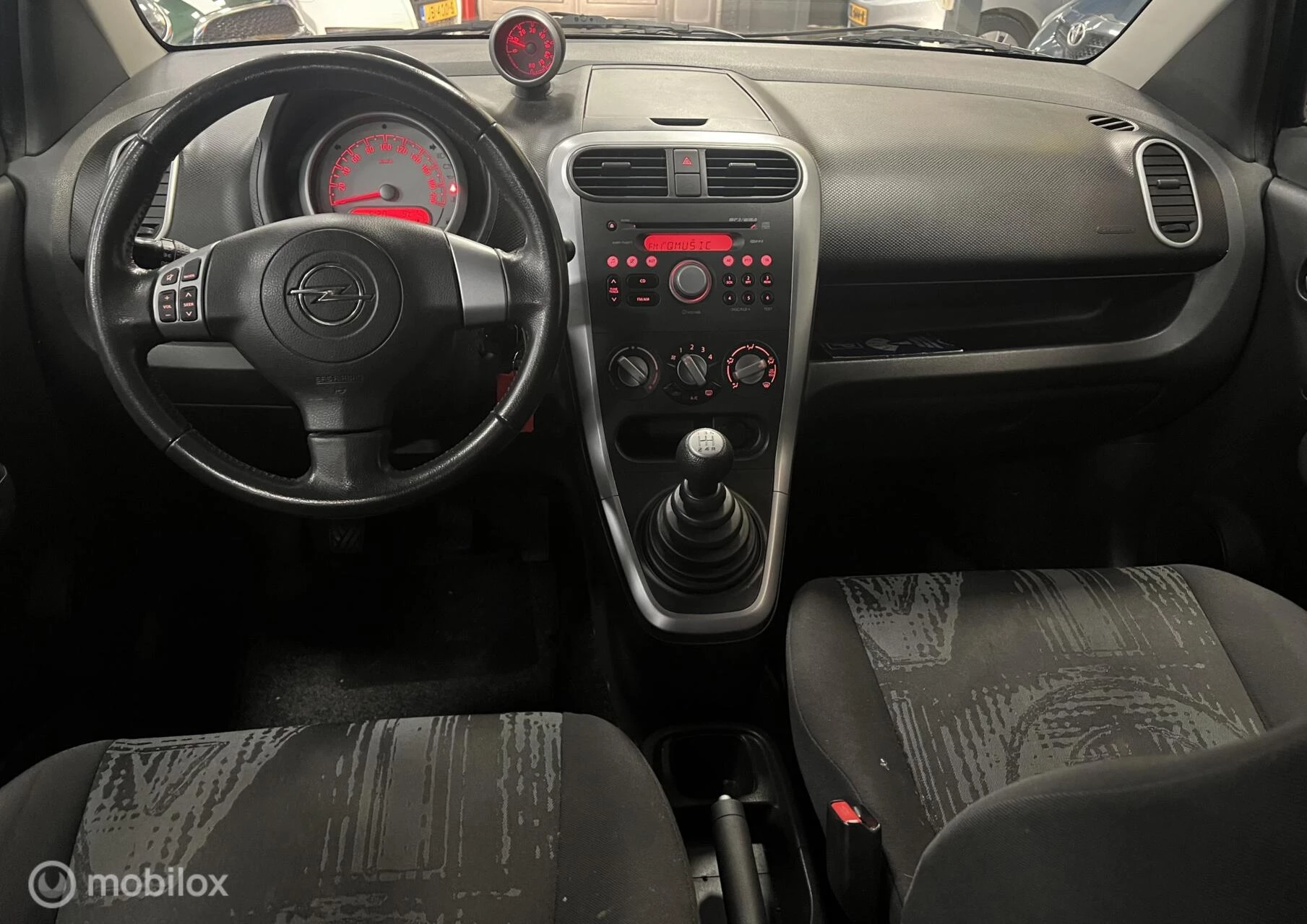Hoofdafbeelding Opel Agila
