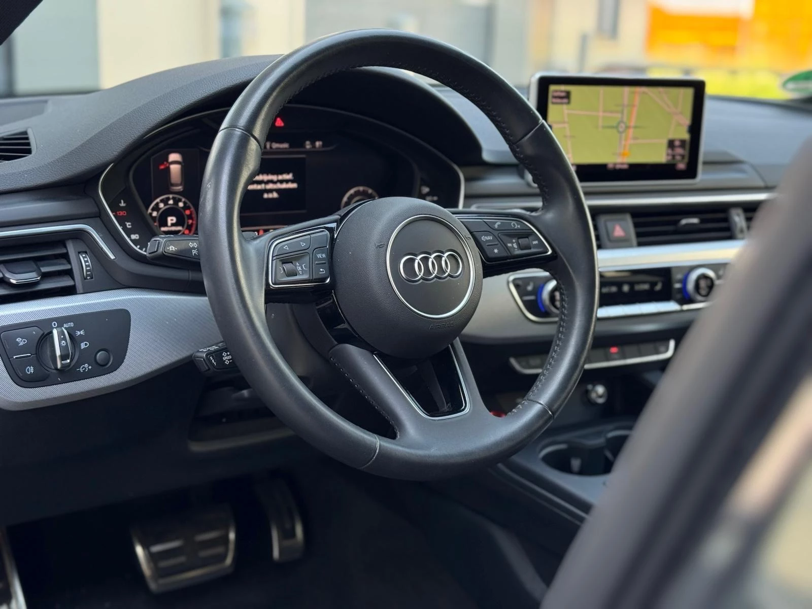 Hoofdafbeelding Audi A4