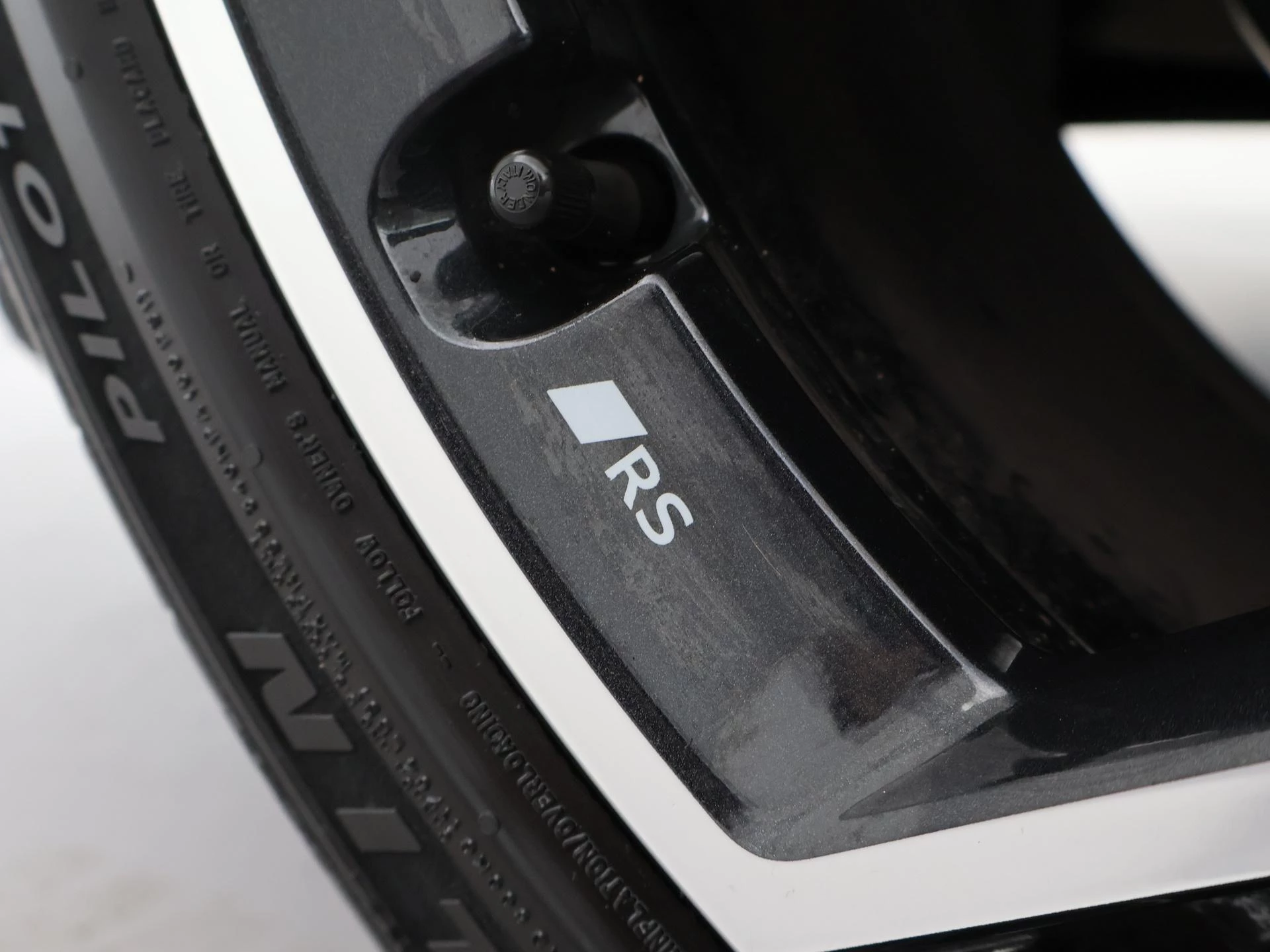 Hoofdafbeelding Audi A6 Avant e-tron