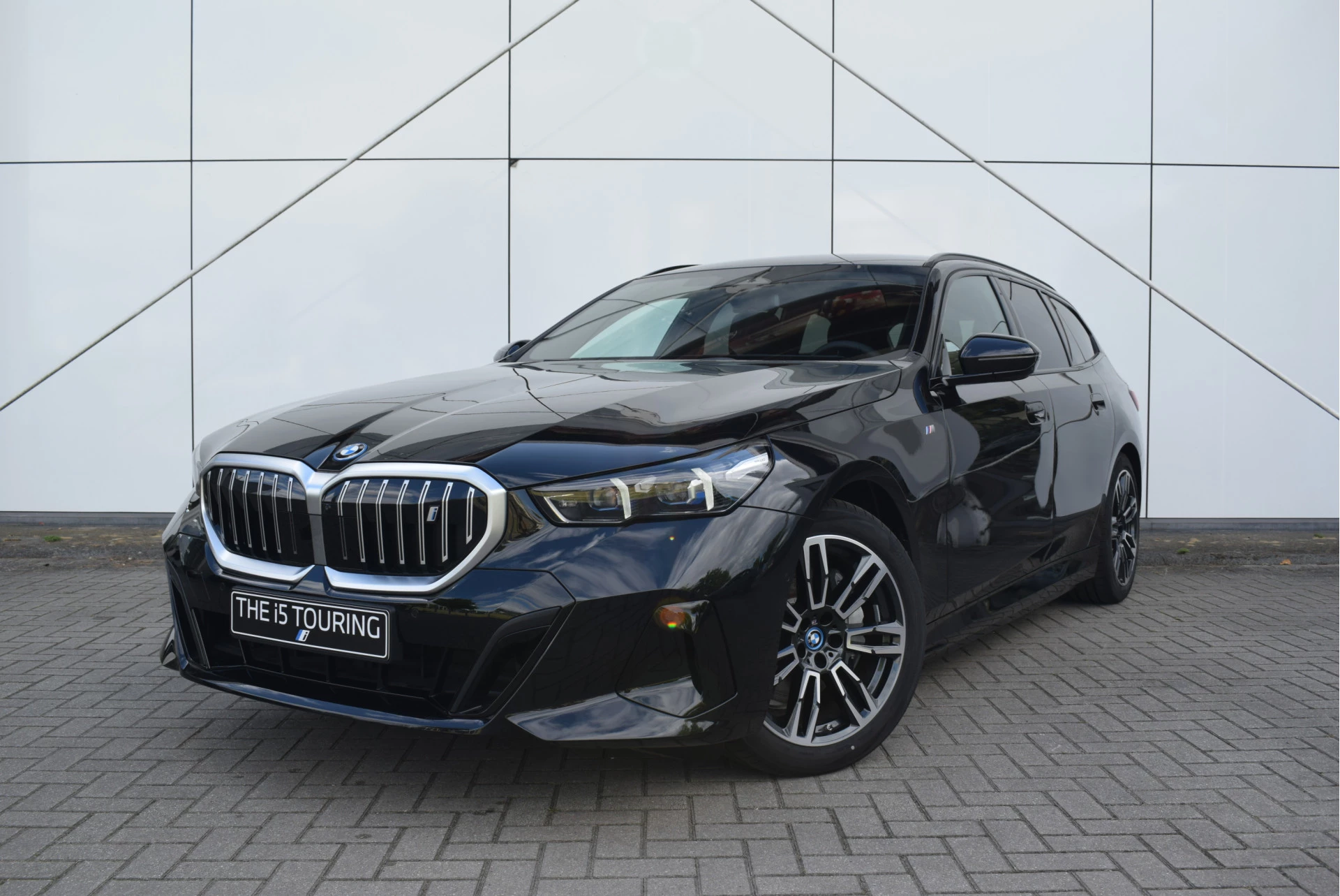 Hoofdafbeelding BMW i5
