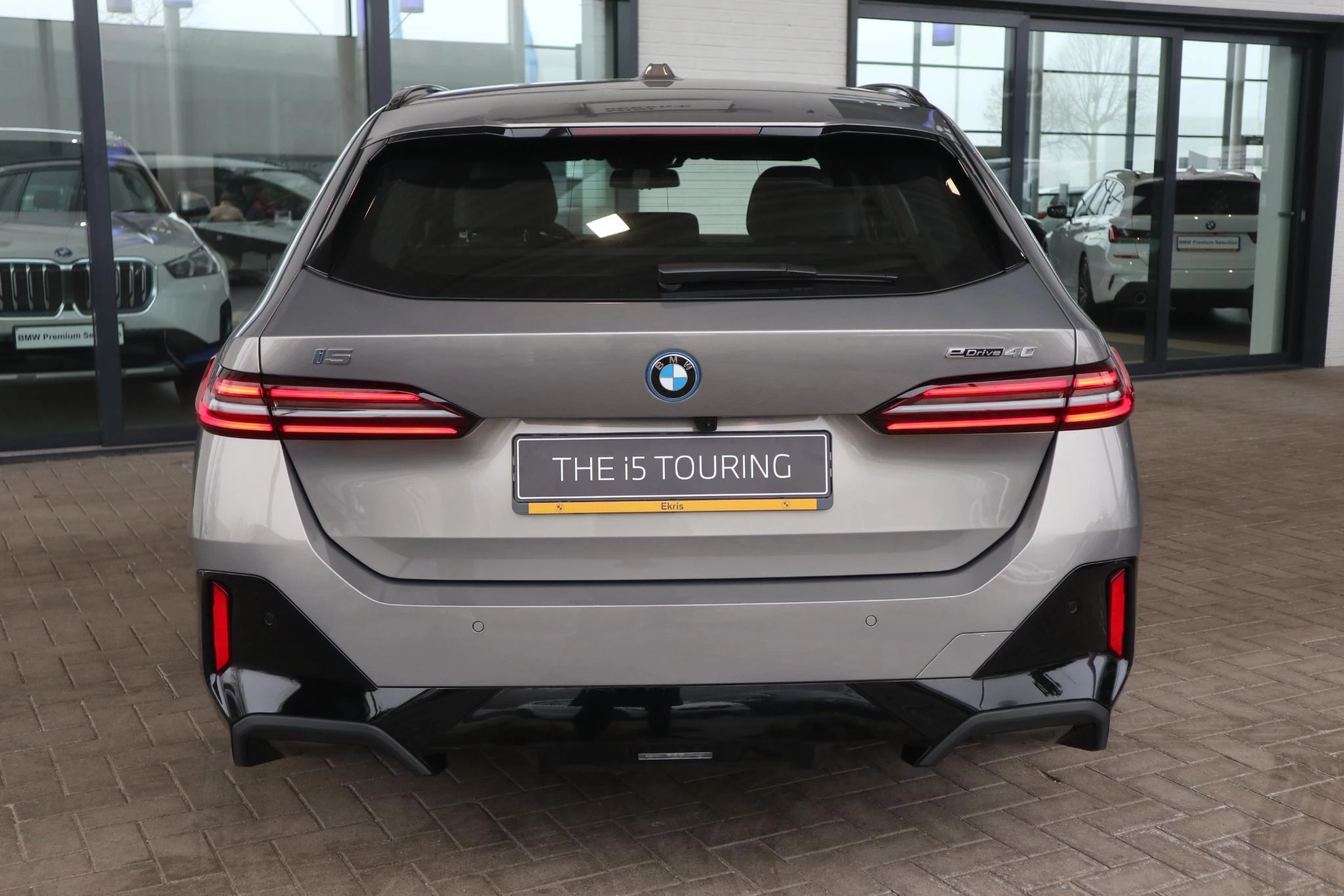 Hoofdafbeelding BMW i5